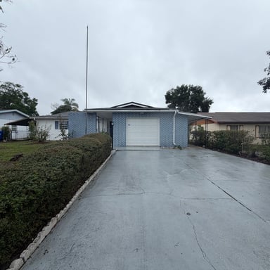 Property photo 2 of 904 Spring Creek Dr