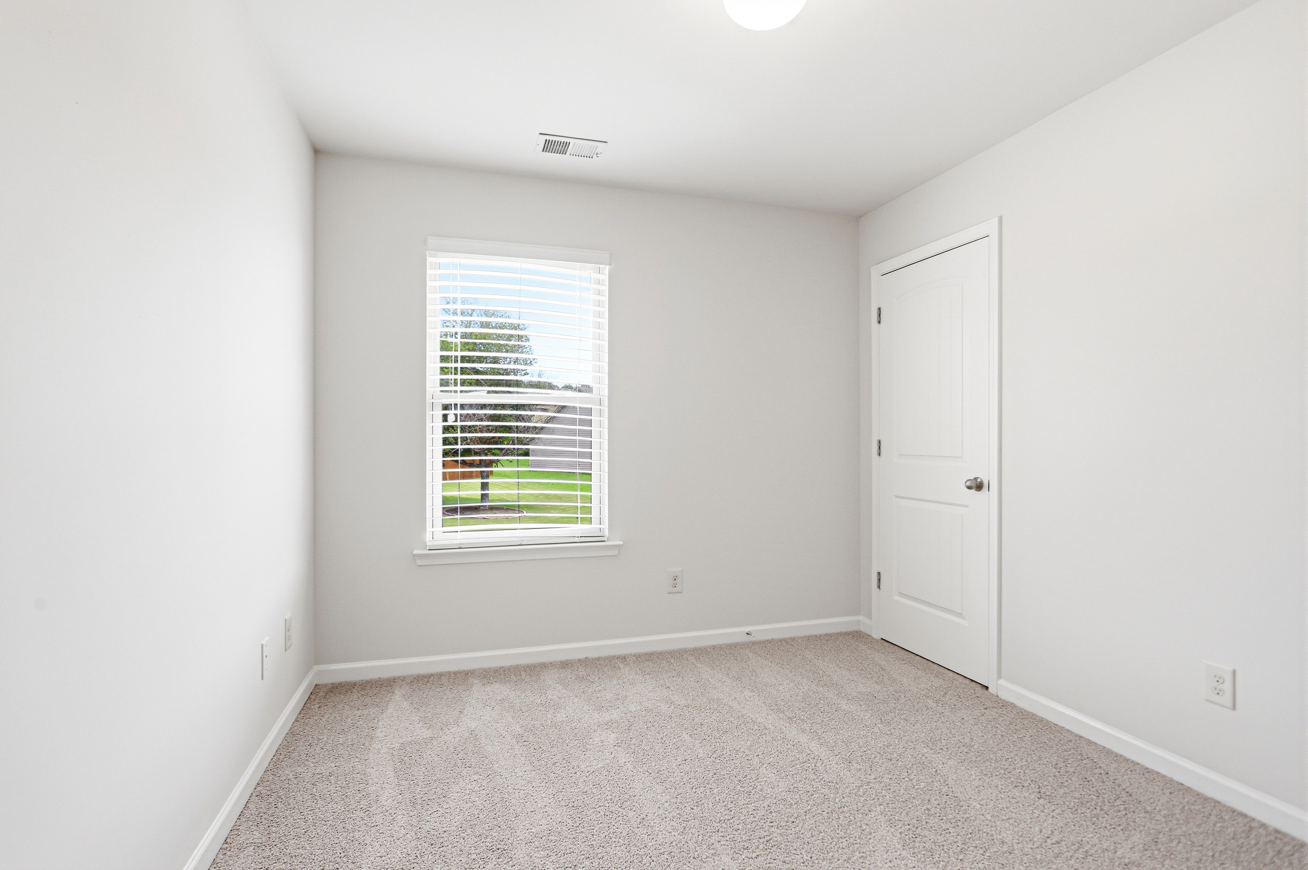 Photo 16 of 40 of 77 Hamil Ct NW, Cartersville, GA