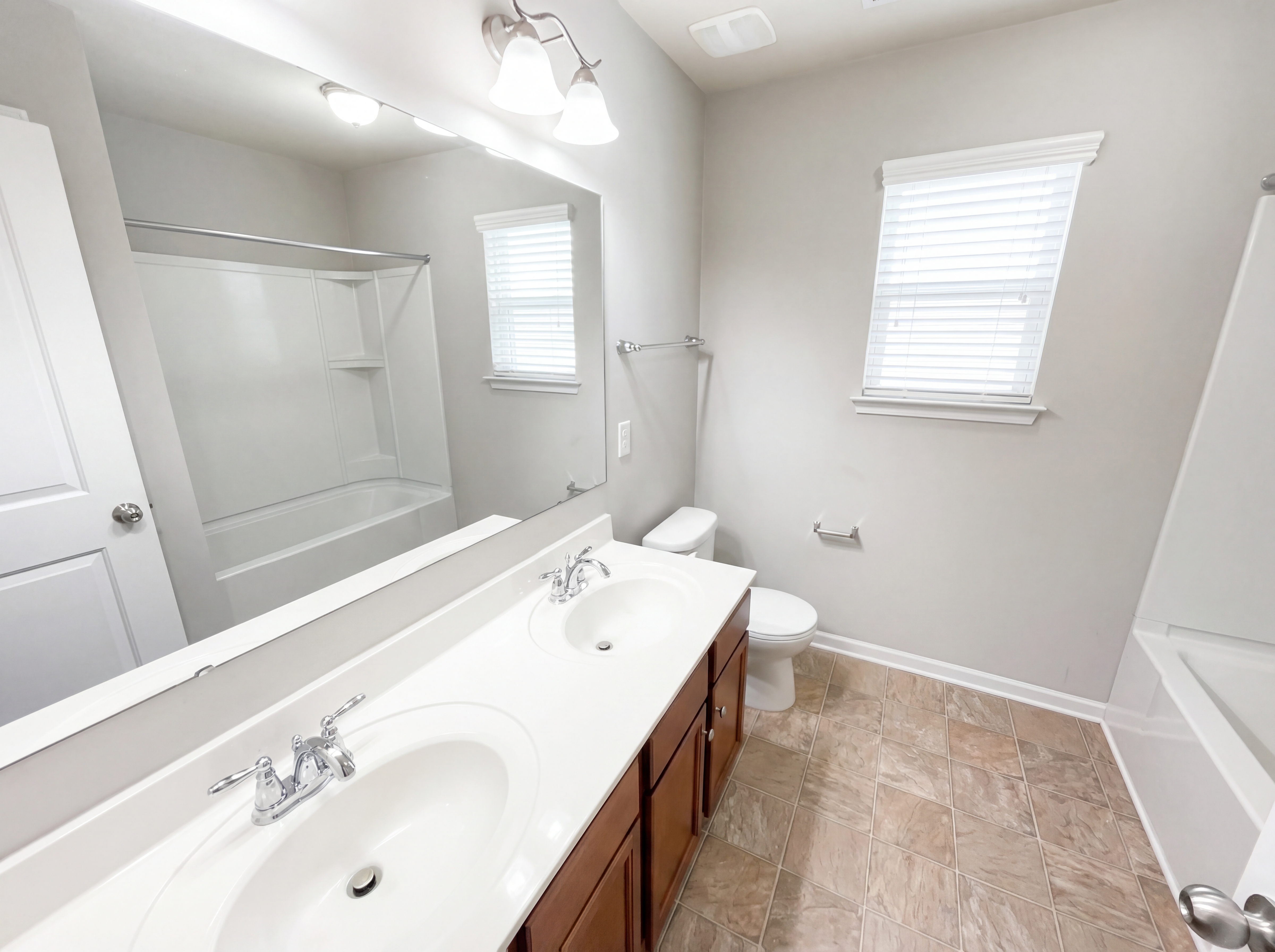 Photo 18 of 21 of 305 Augustus Ln, Mount Holly, NC