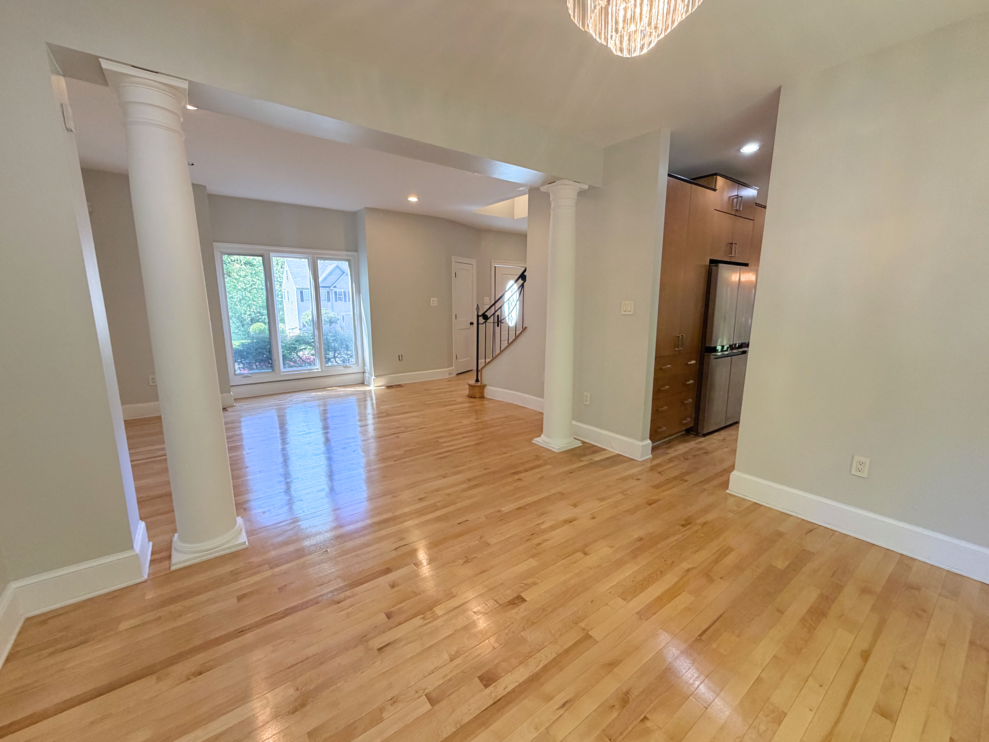 Photo 7 of 21 of 3621 Rolridge Rd, Henrico, VA