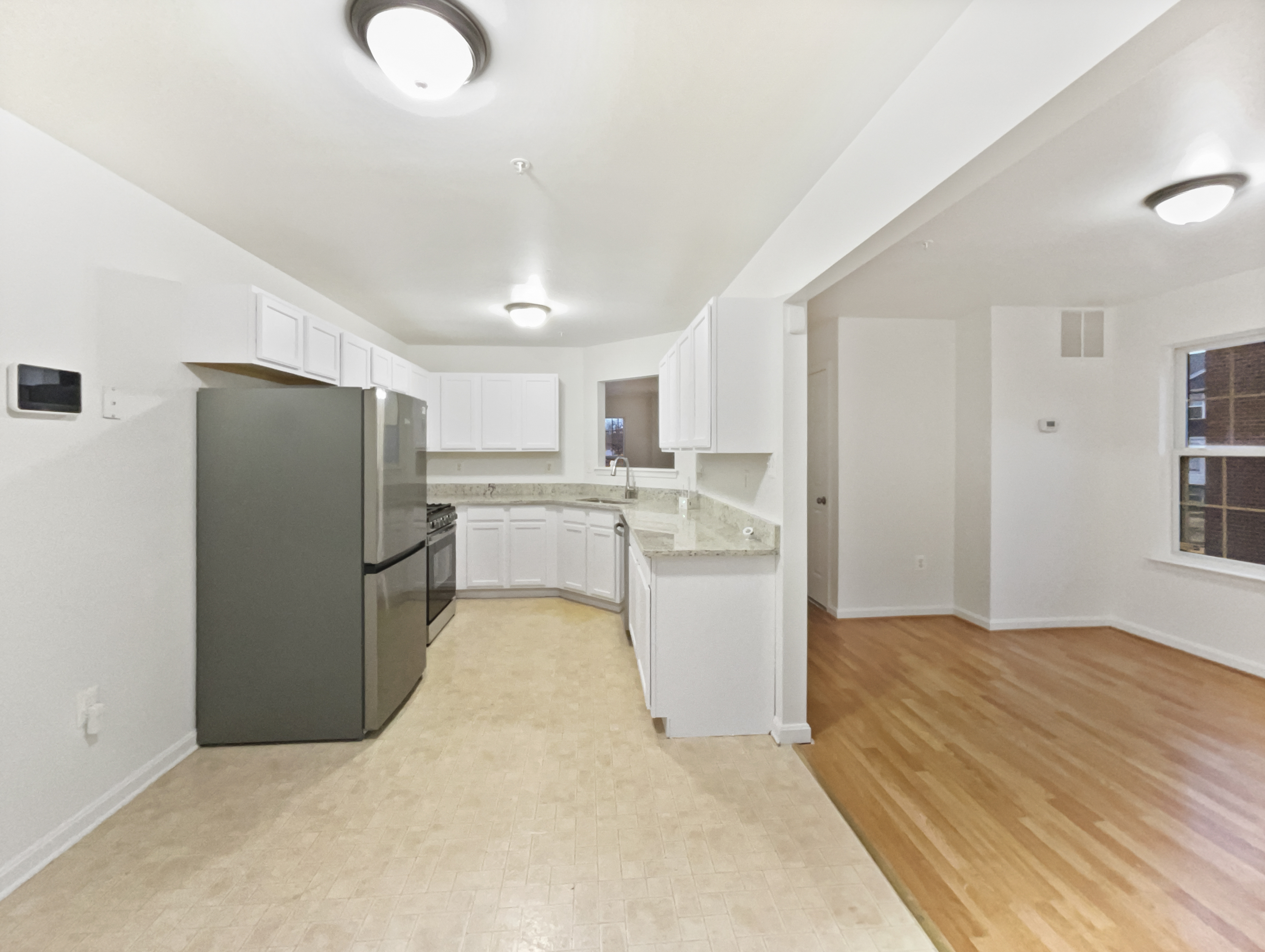 Photo 14 of 45 of 10800 Nautica Pl, White Plains, MD