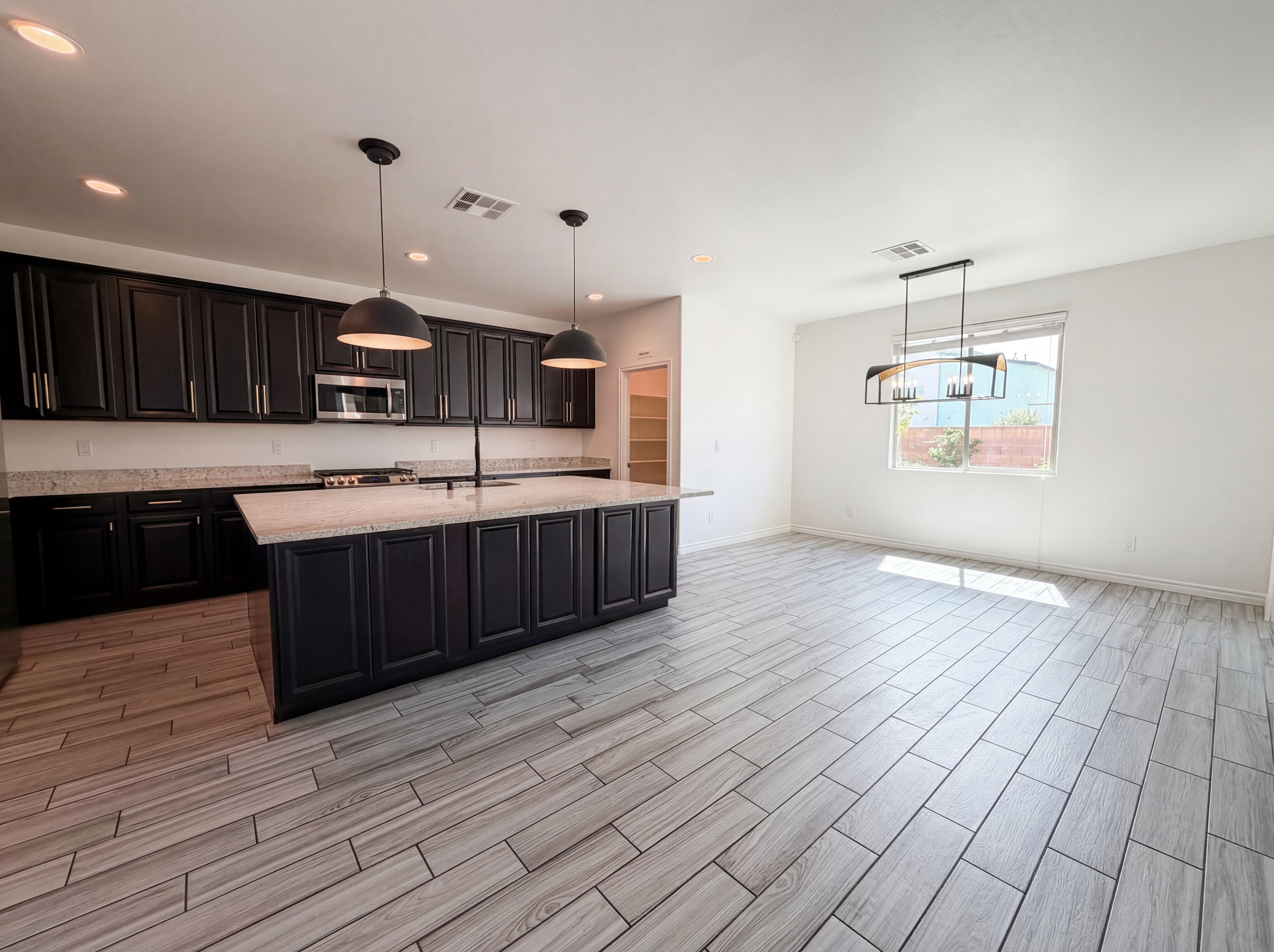 Photo 12 of 34 of 7779 Harthill Park Ave, Las Vegas, NV
