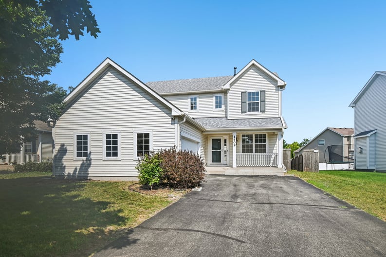 Property photo 1 of 1409 Baltz Dr