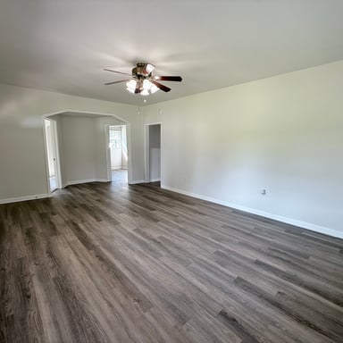 Property photo 3 of 2545 W Mount Vernon Rd