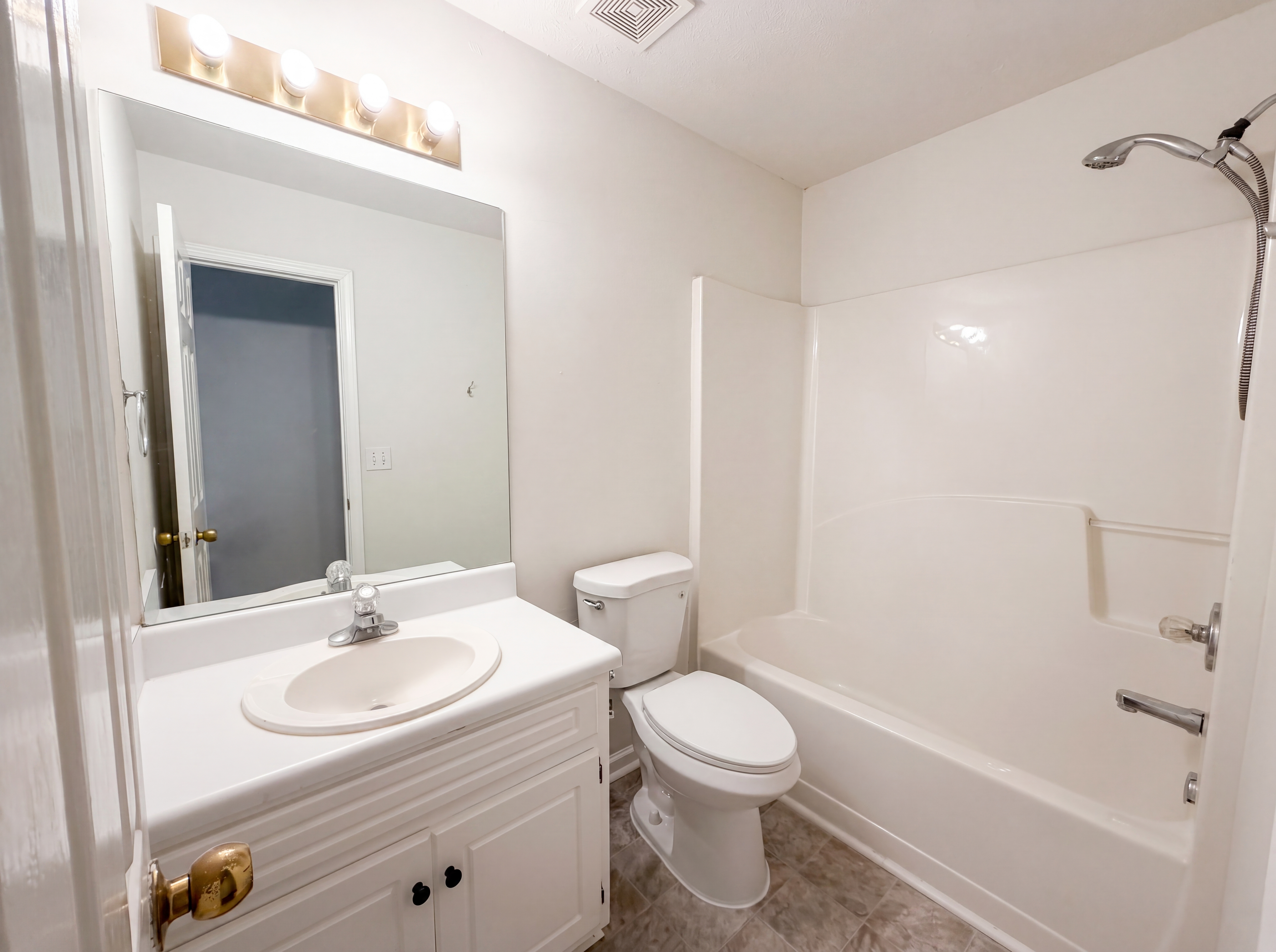 Photo 18 of 25 of 1556 Wynfield Ct, Auburn, GA