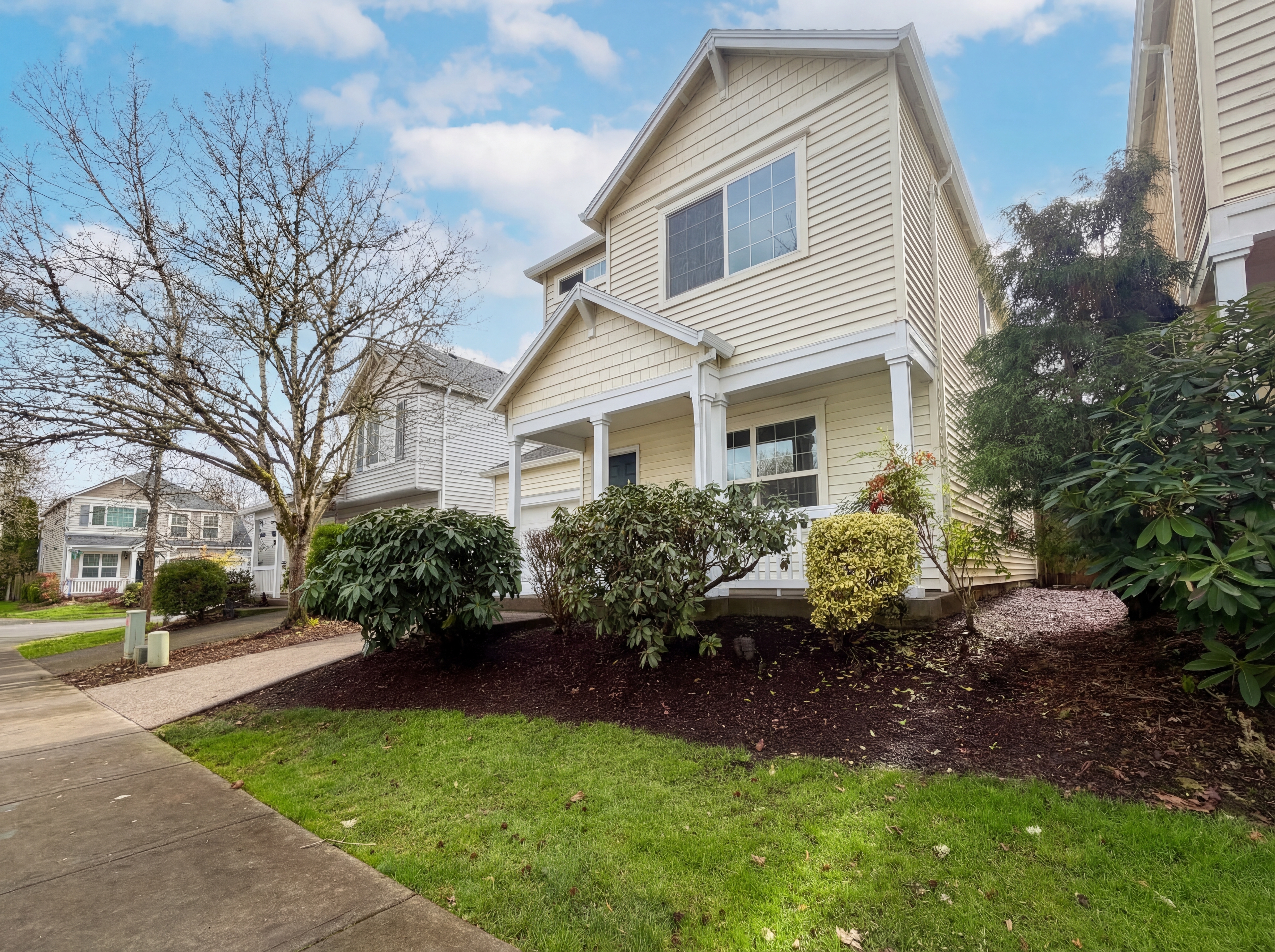 Photo 7 of 22 of 1262 NE Kinney St, Hillsboro, OR