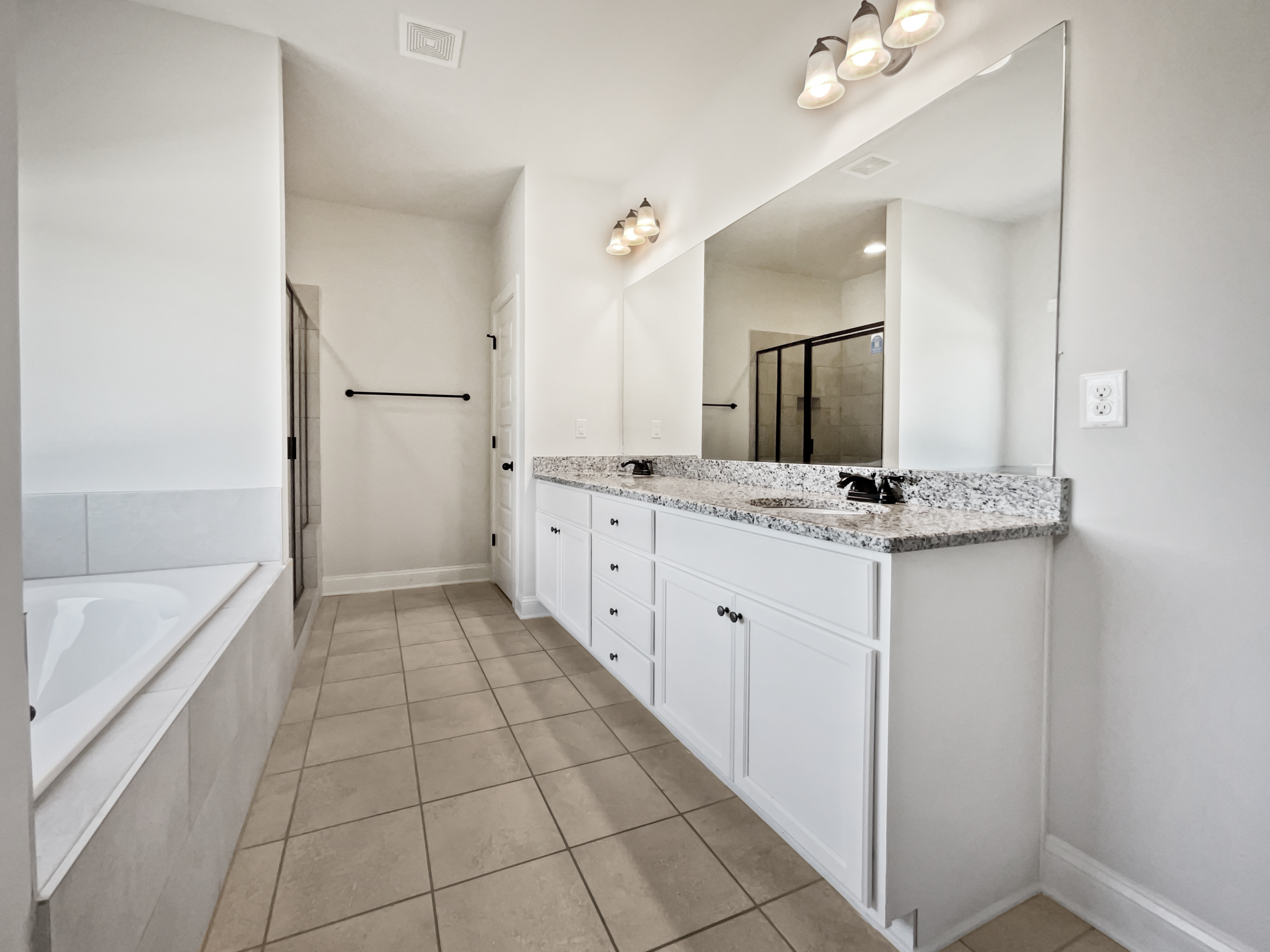Photo 15 of 24 of 51 Linton Estates Ave, Newnan, GA