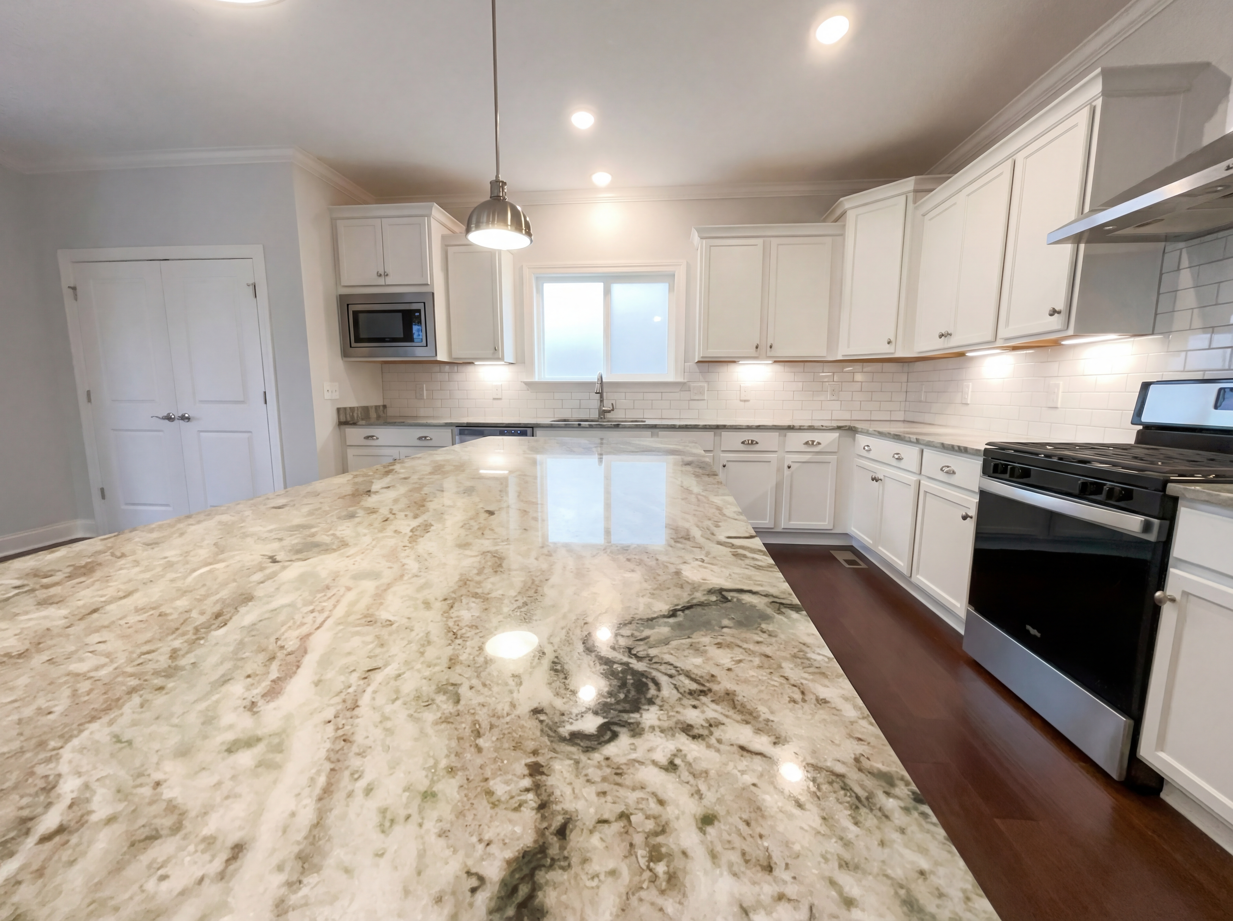 Photo 13 of 21 of 1621 Alayna Dr, Nashville, TN