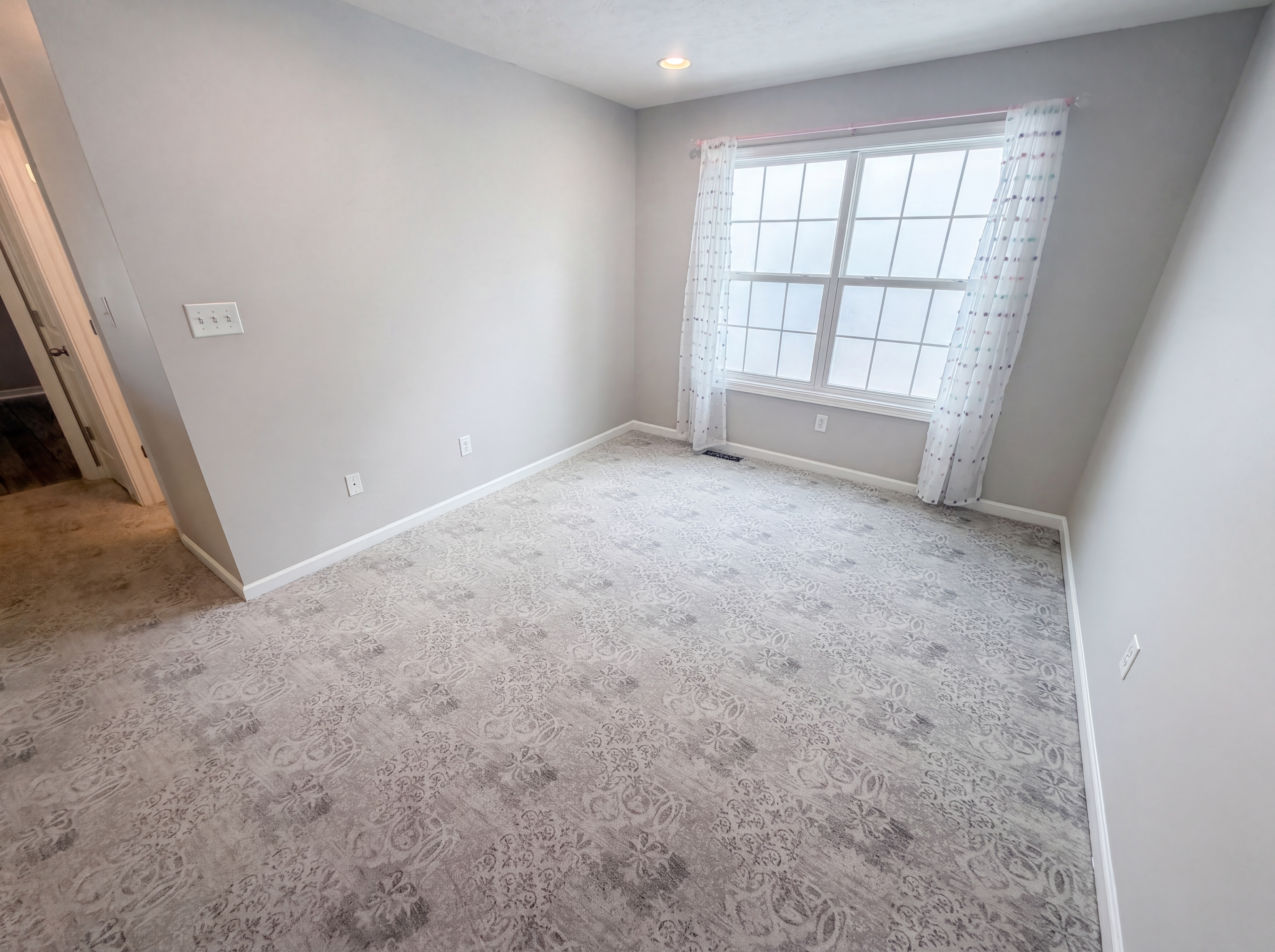Photo 16 of 39 of 15087 Carrick Rd, Noblesville, IN