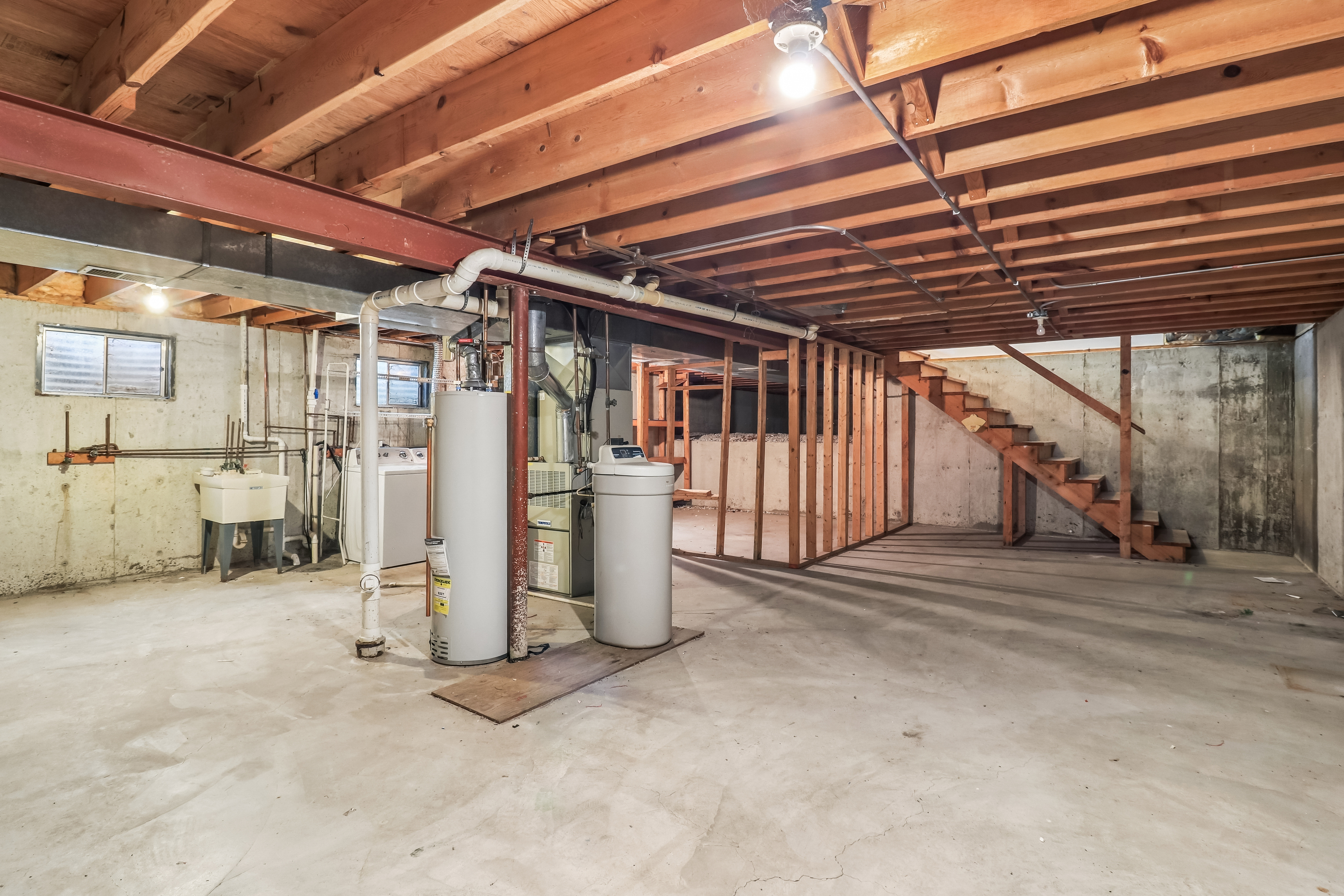 Photo 11 of 41 of 733 Buttonwood Cir, Naperville, IL