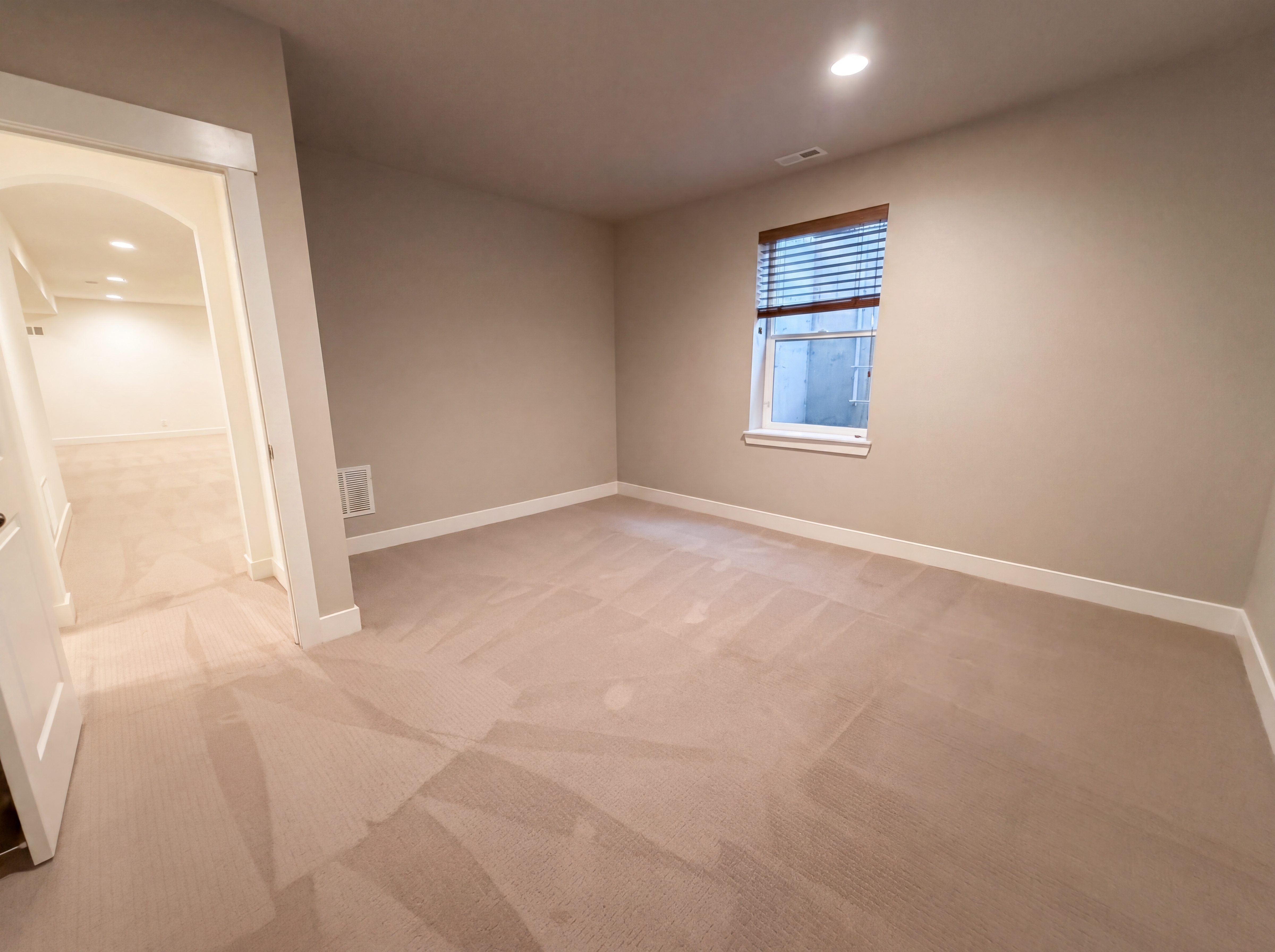 Photo 14 of 33 of 11466 E 27th Ave, Denver, CO