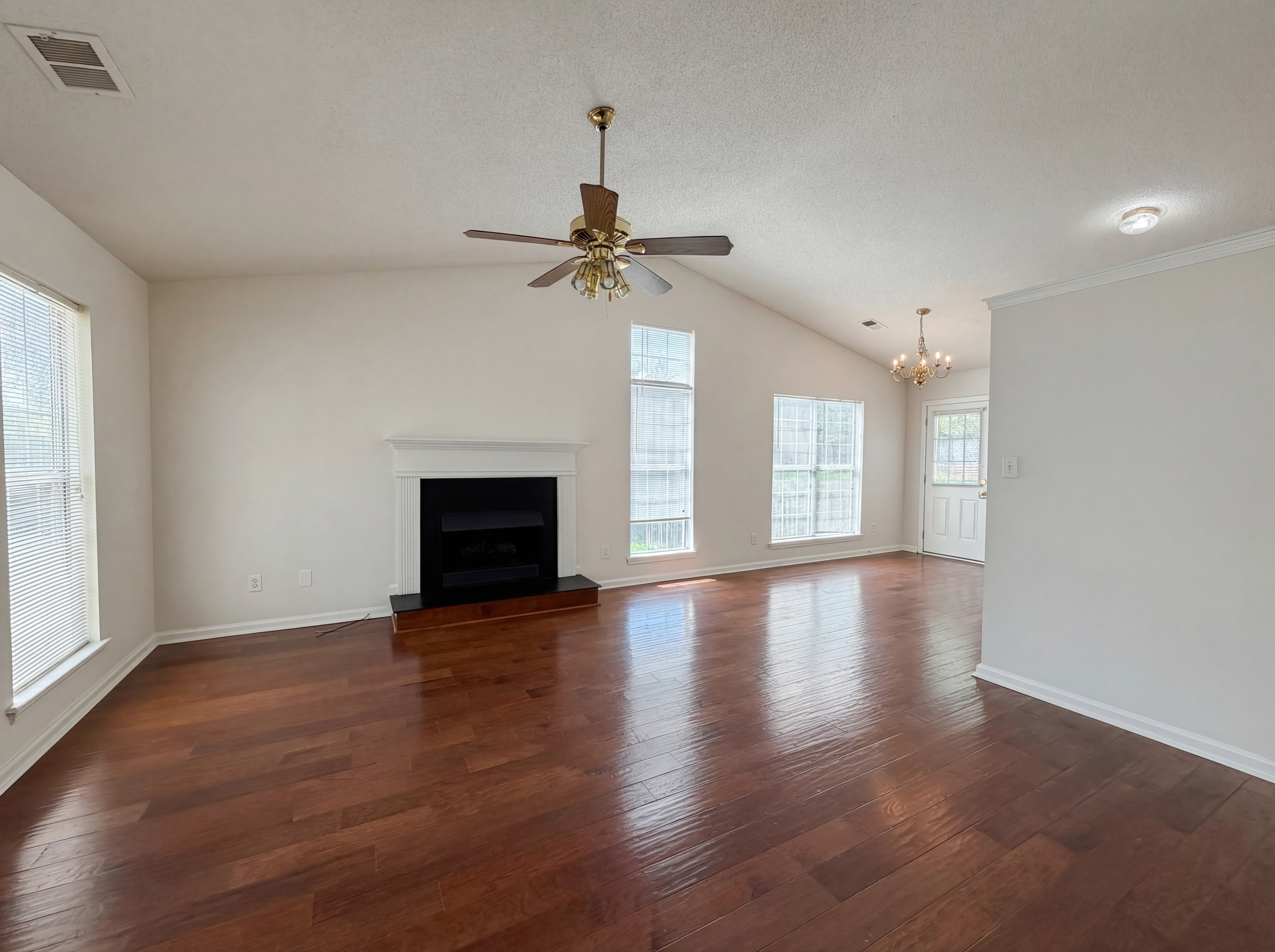 Photo 14 of 16 of 12525 Panthersville Dr, Charlotte, NC