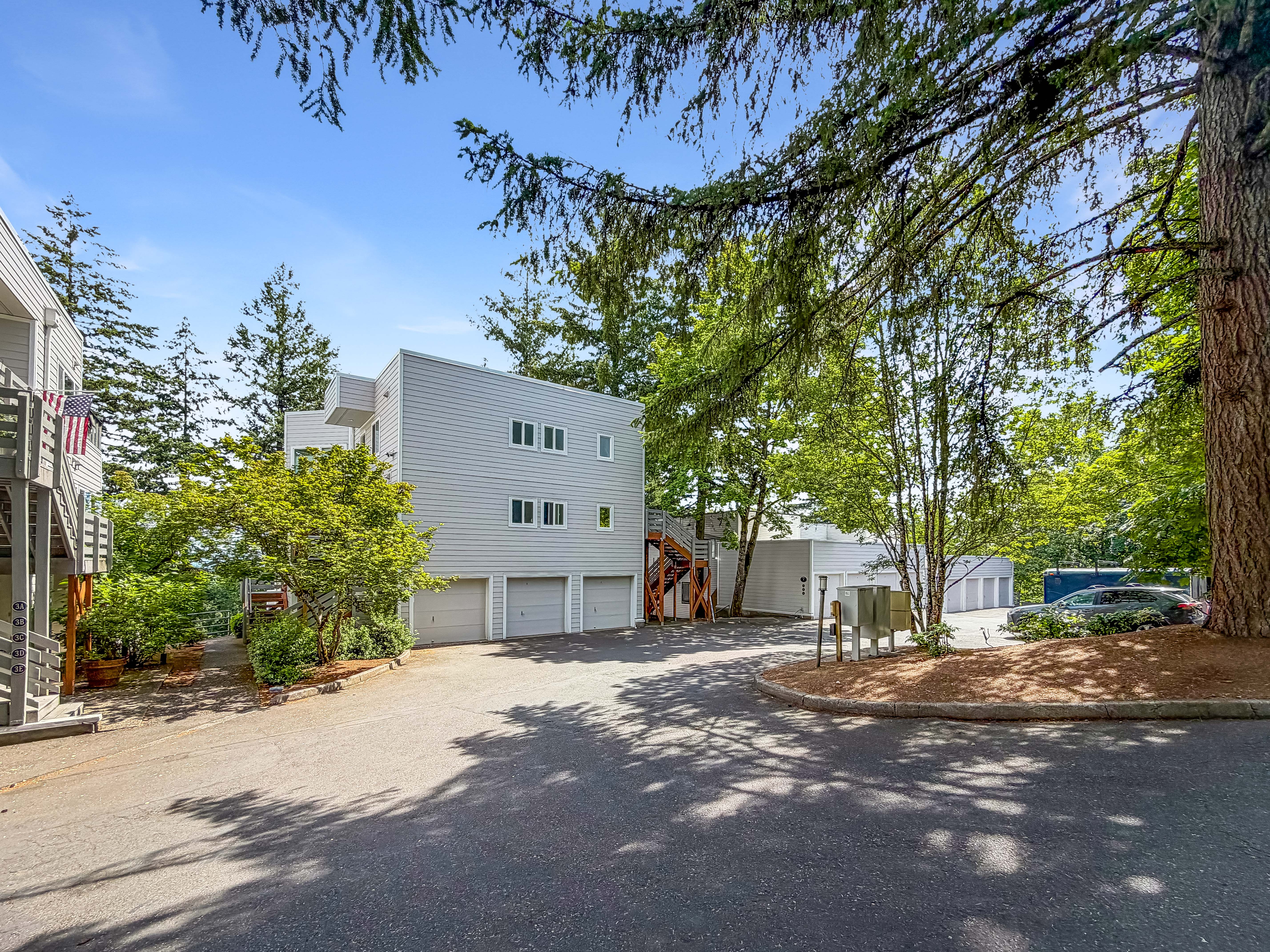 Photo 18 of 22 of 48 Eagle Crest Dr, Lake Oswego, OR