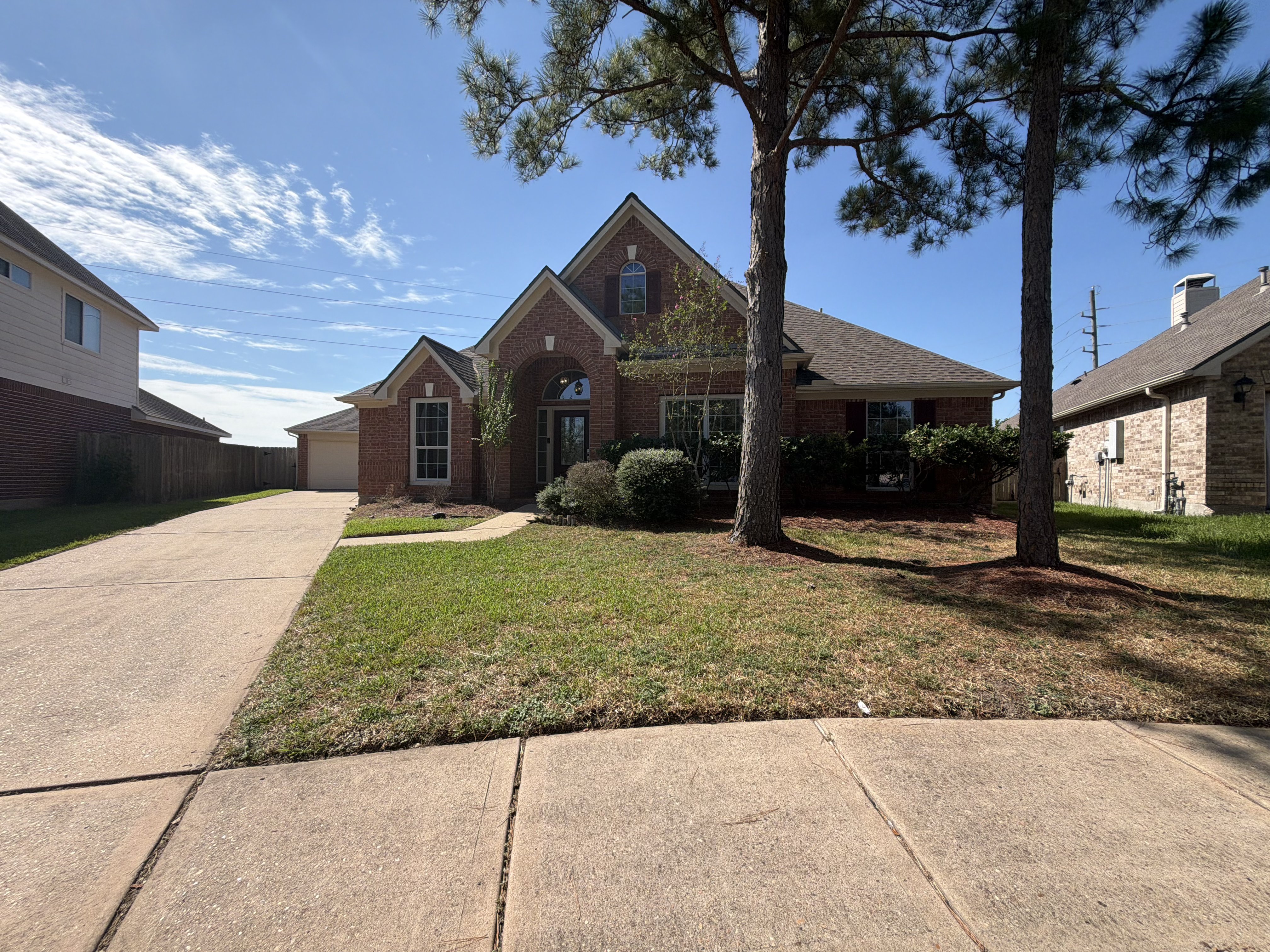 Photo 30 of 31 of 3307 Wolf Ct, Pearland, TX