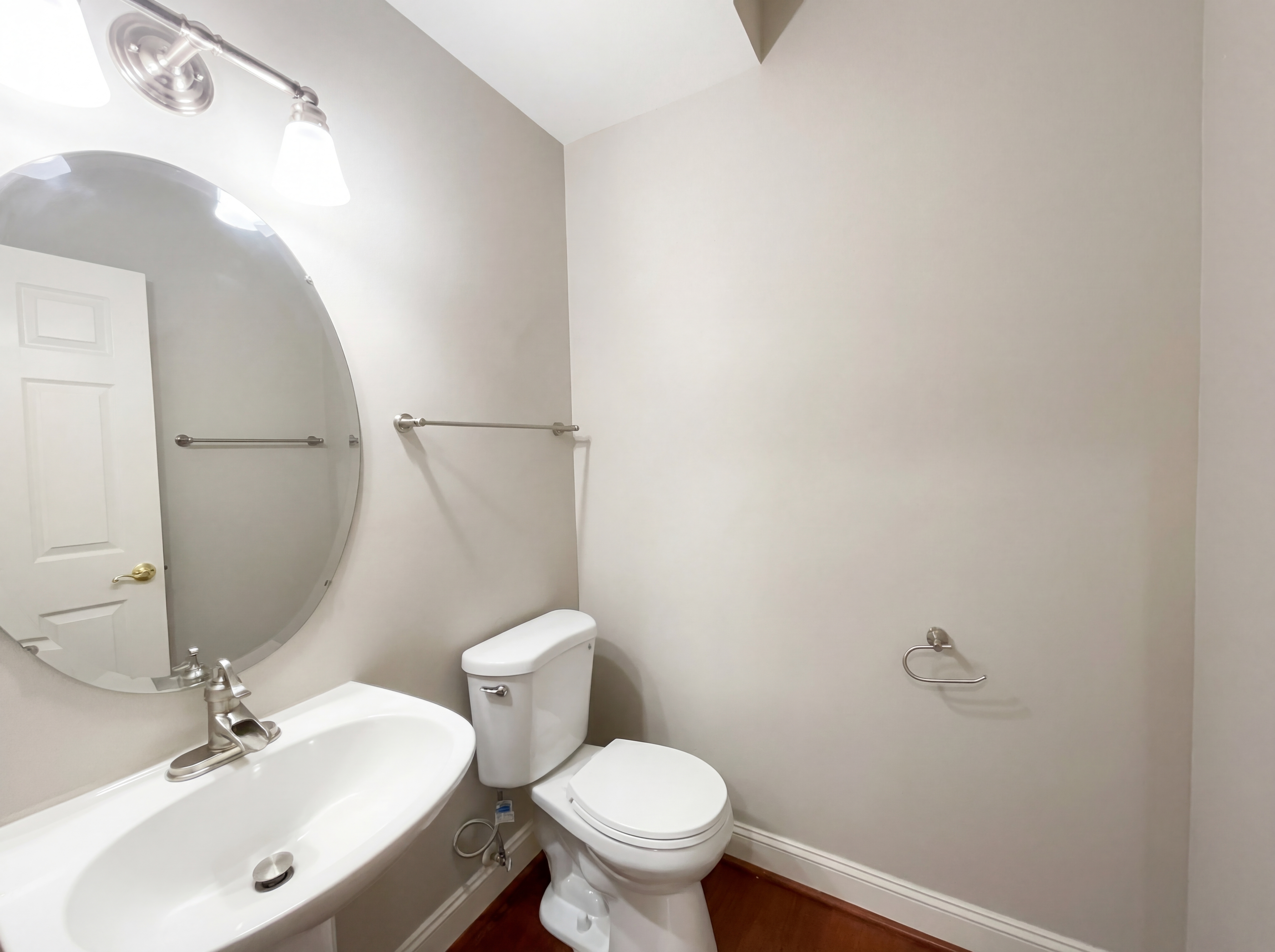 Photo 6 of 51 of 9300 Bradley Ct, Manassas Park, VA