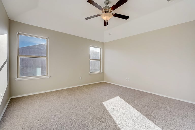 Photo 15 of 36 - 14541 Serrano Ridge Rd, Haslet, TX 76052