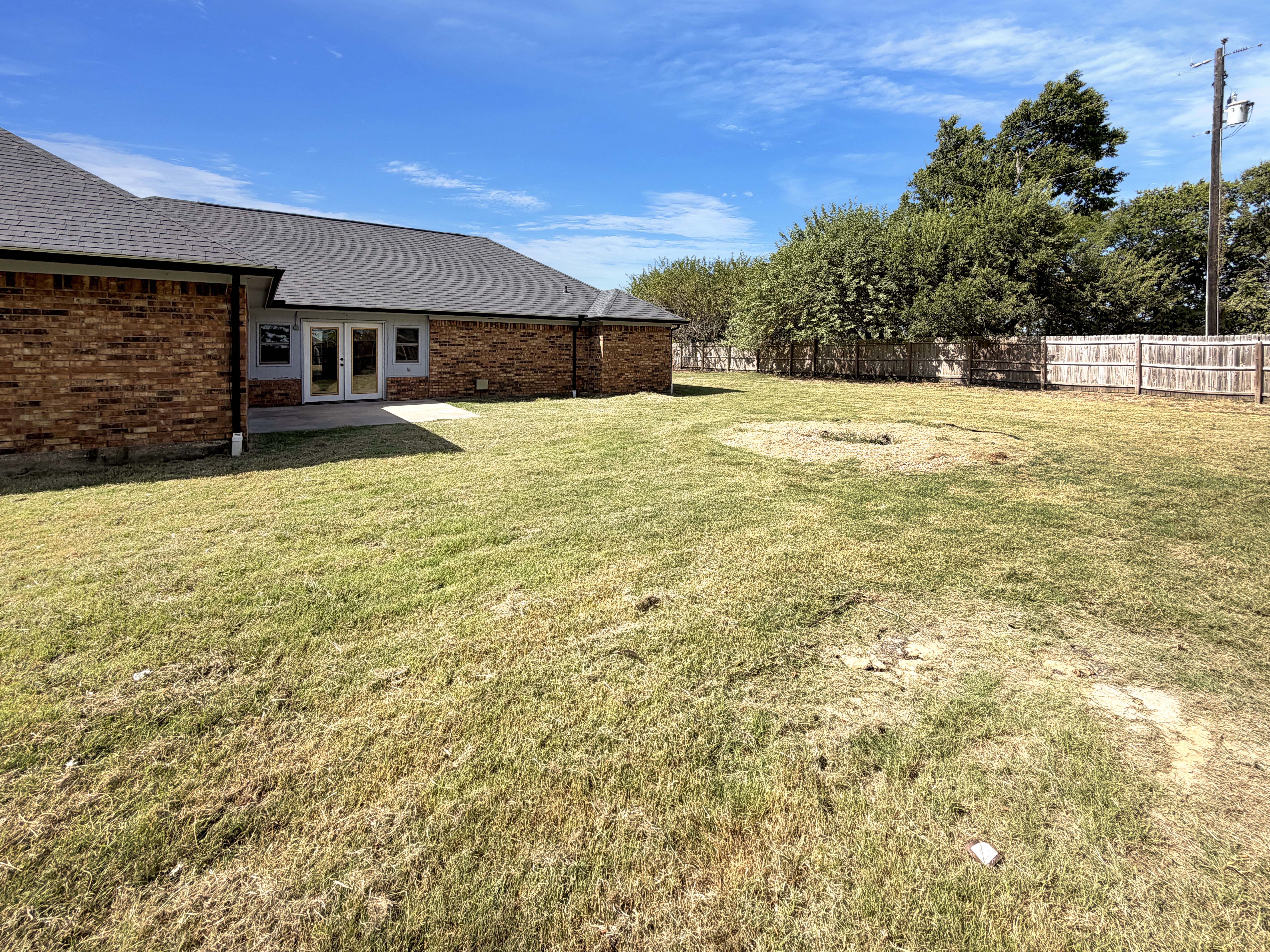 Photo 23 of 24 of 1106 N Atkins Dr, Celeste, TX
