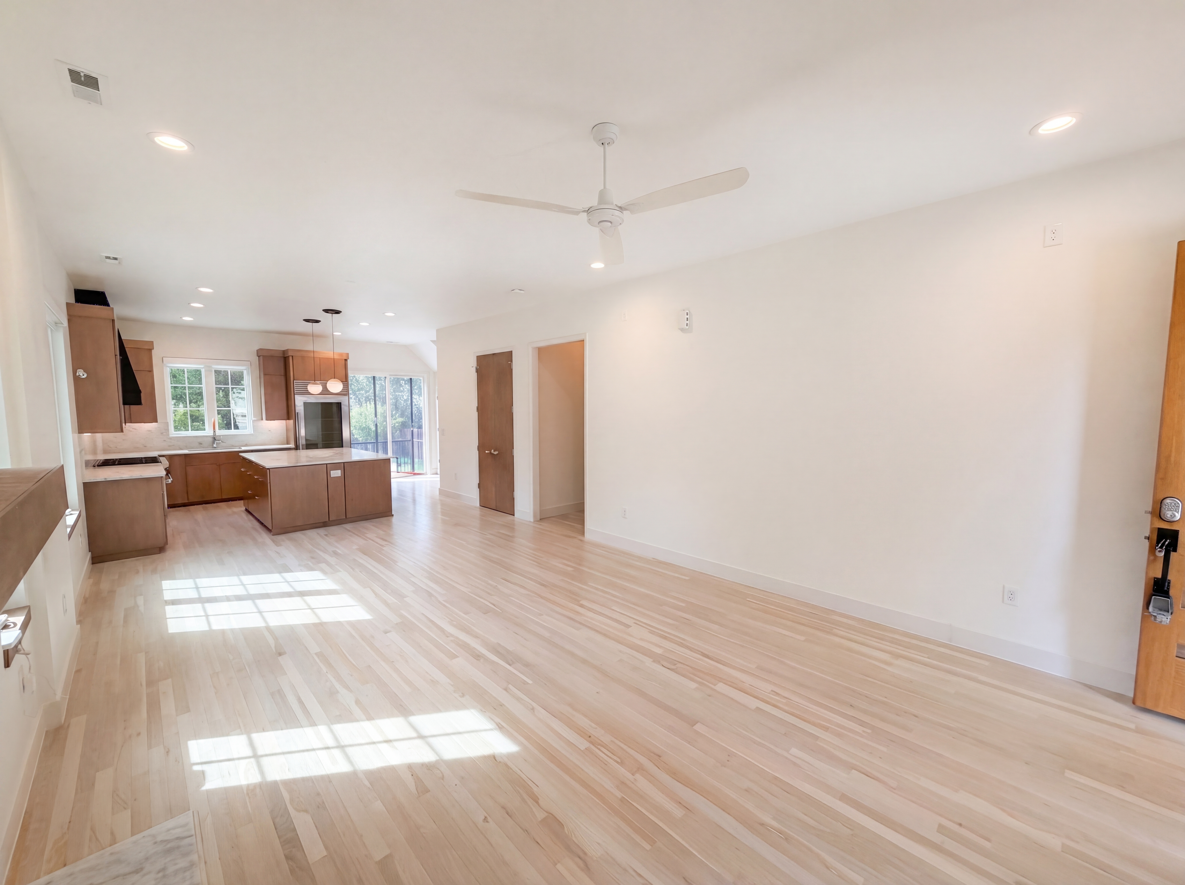 Photo 6 of 29 of 1609 Richland Dr, Charlotte, NC
