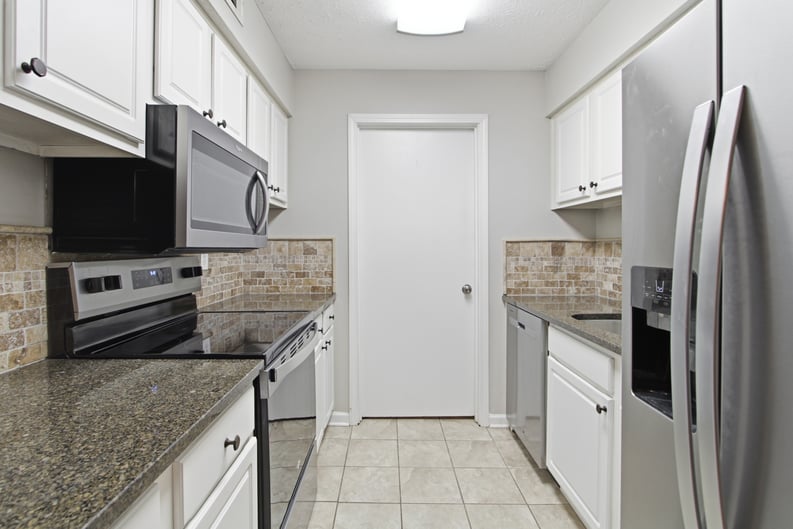 Property photo 2 of 5145 Roswell Rd Unit 7