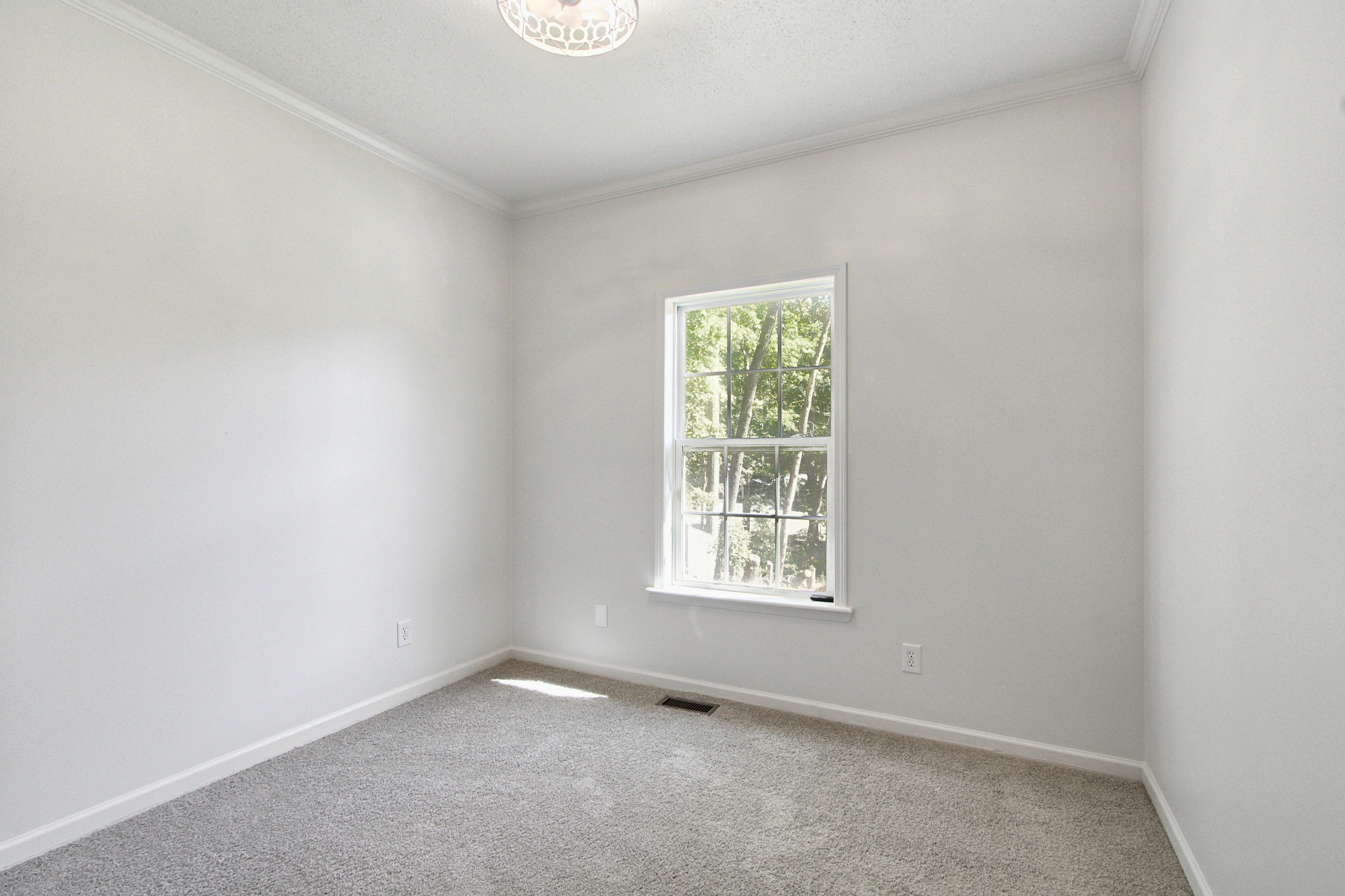 Photo 16 of 30 of 87 Dogwood Ln, Cleveland, GA