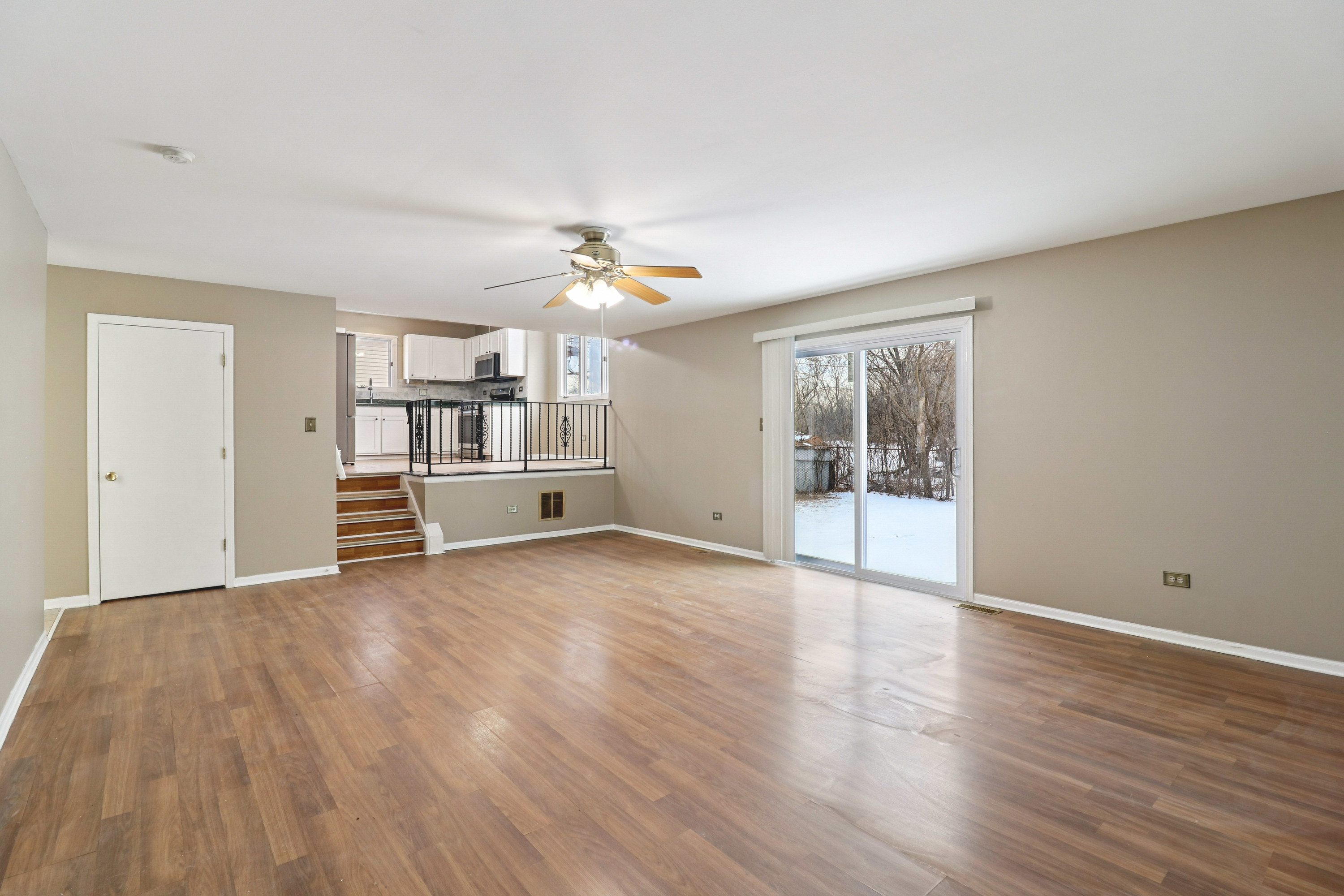 Photo 20 of 37 of 16627 Carse Ave, Harvey, IL