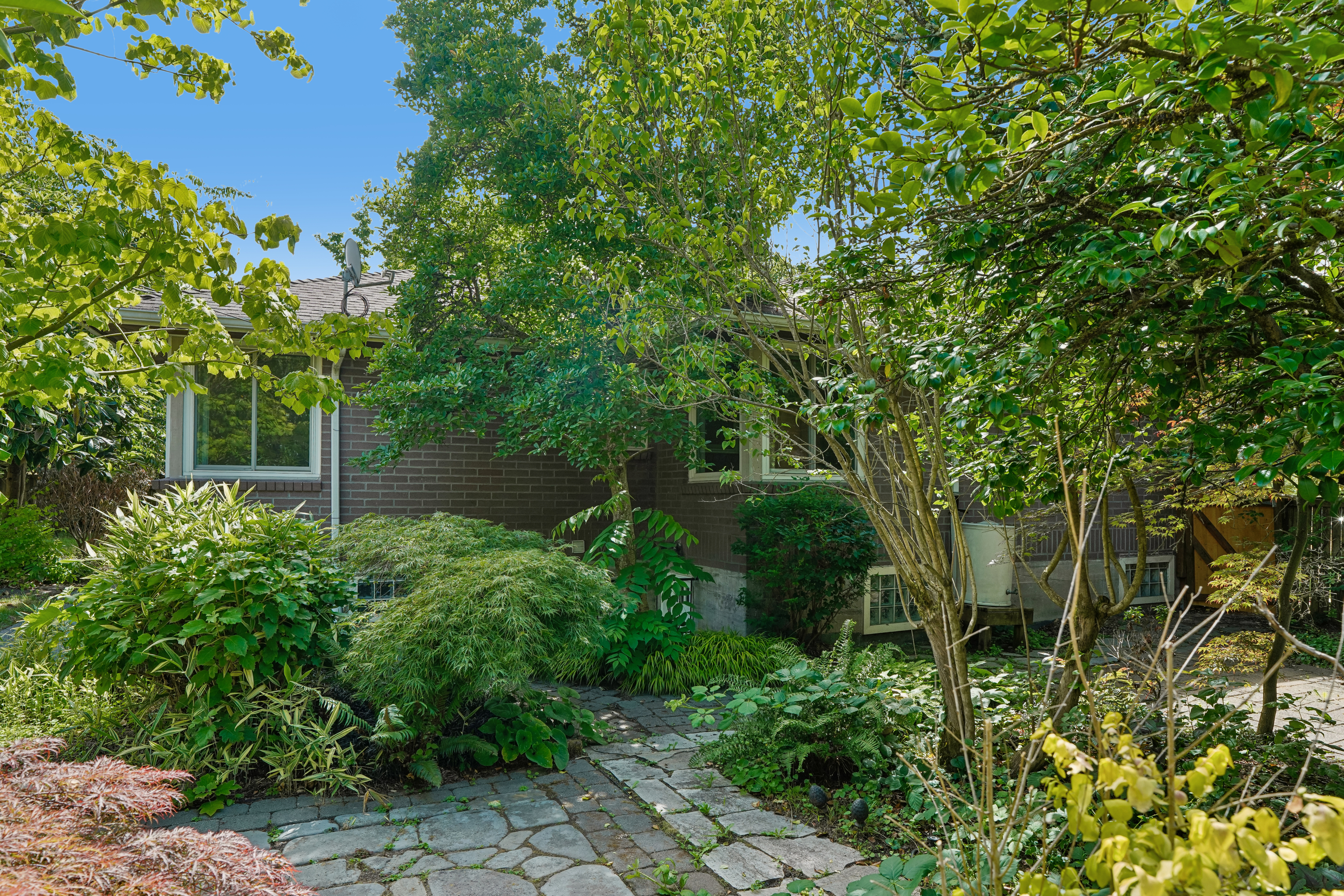 Photo 39 of 44 of 3004 SW Barton St, Seattle, WA