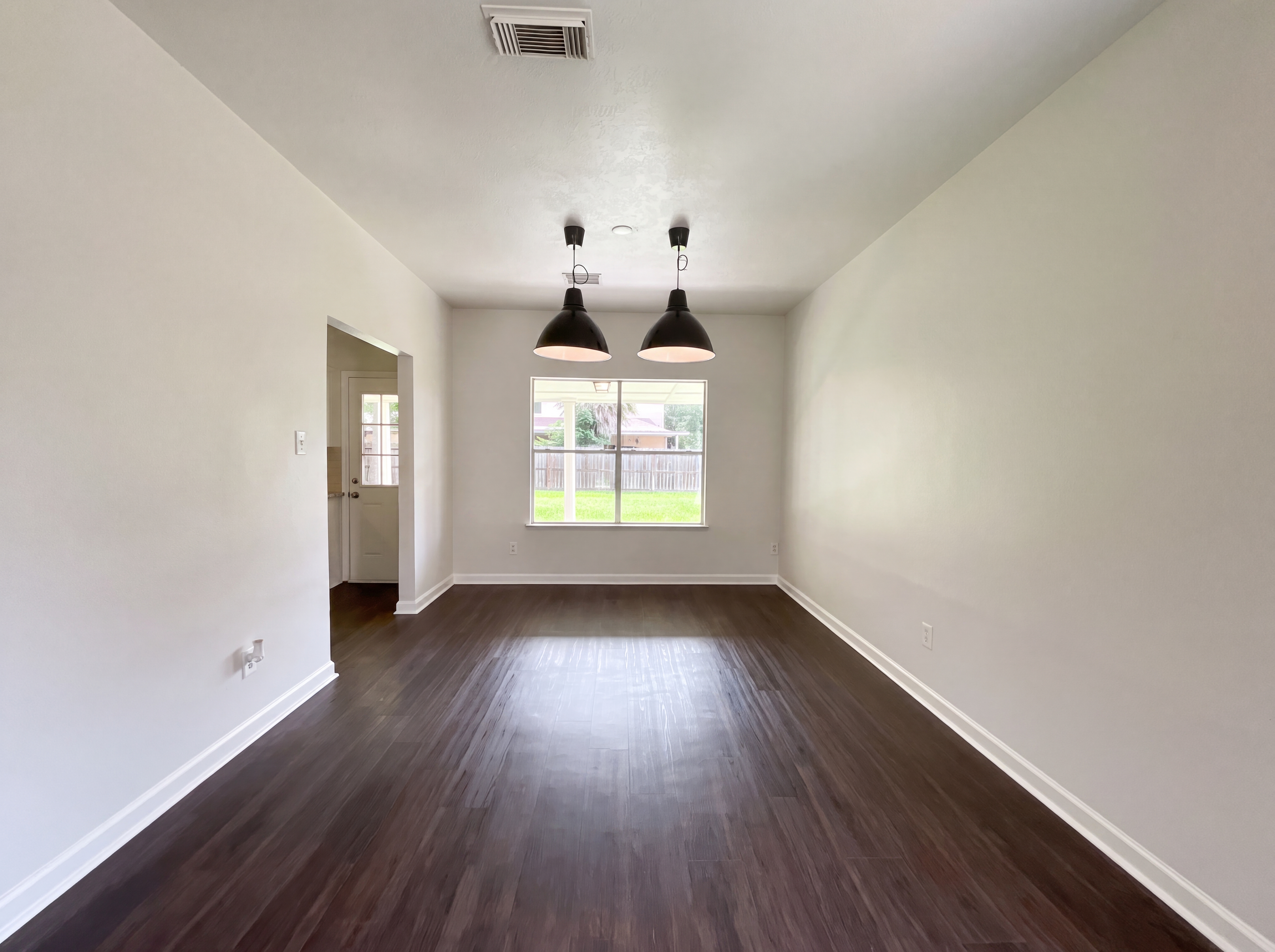 Photo 7 of 17 of 3035 Killdeer Ln, Humble, TX