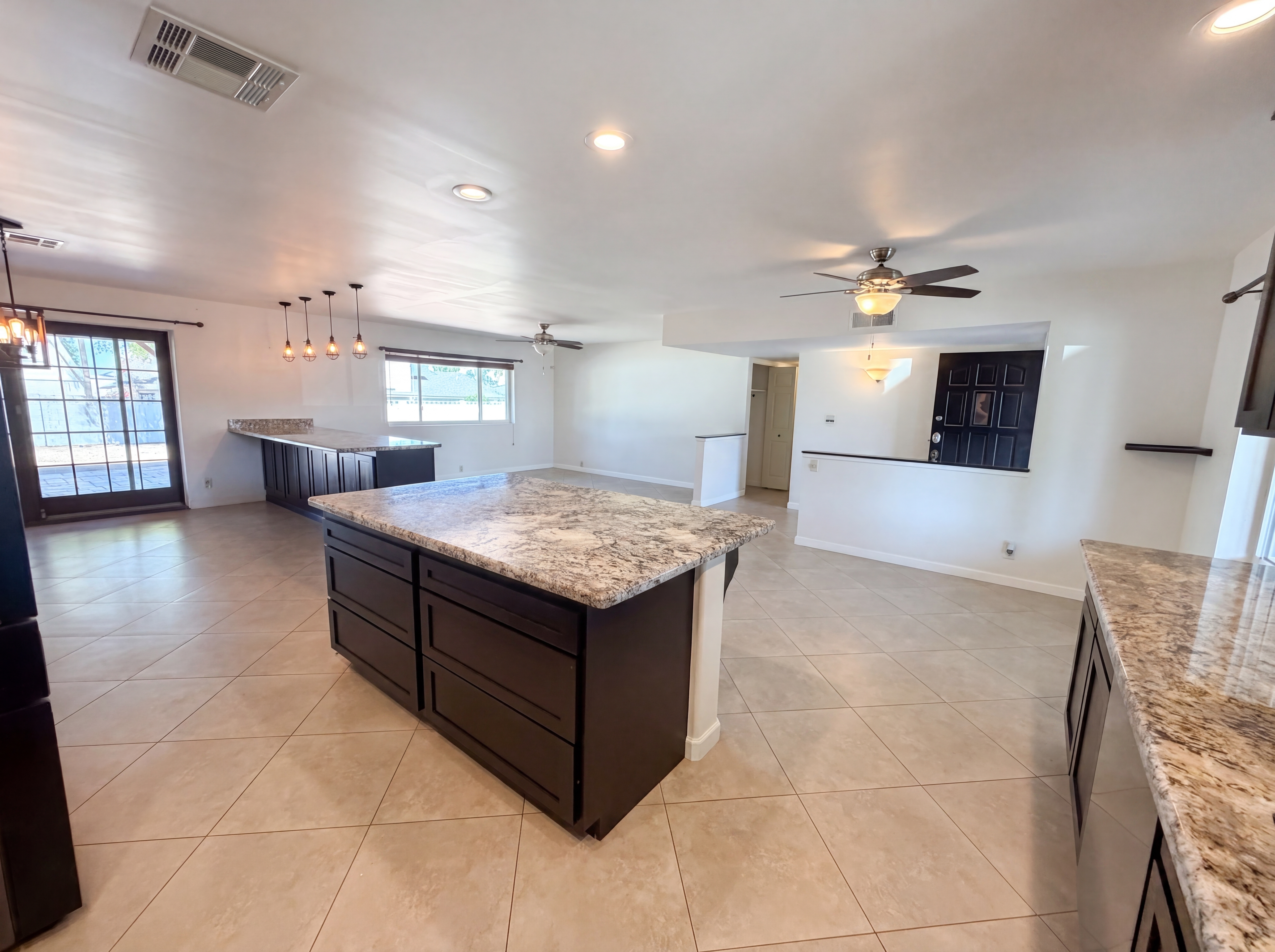Photo 6 of 28 of 1508 N 62nd Pl, Mesa, AZ