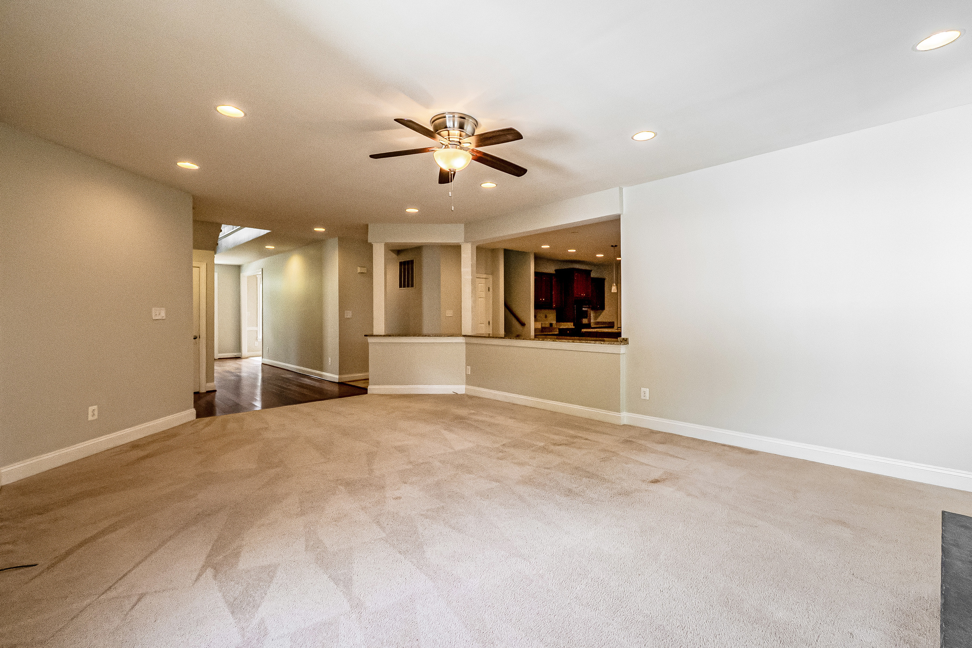 Photo 6 of 24 of 10132 Middlebrooks Ter, Nokesville, VA