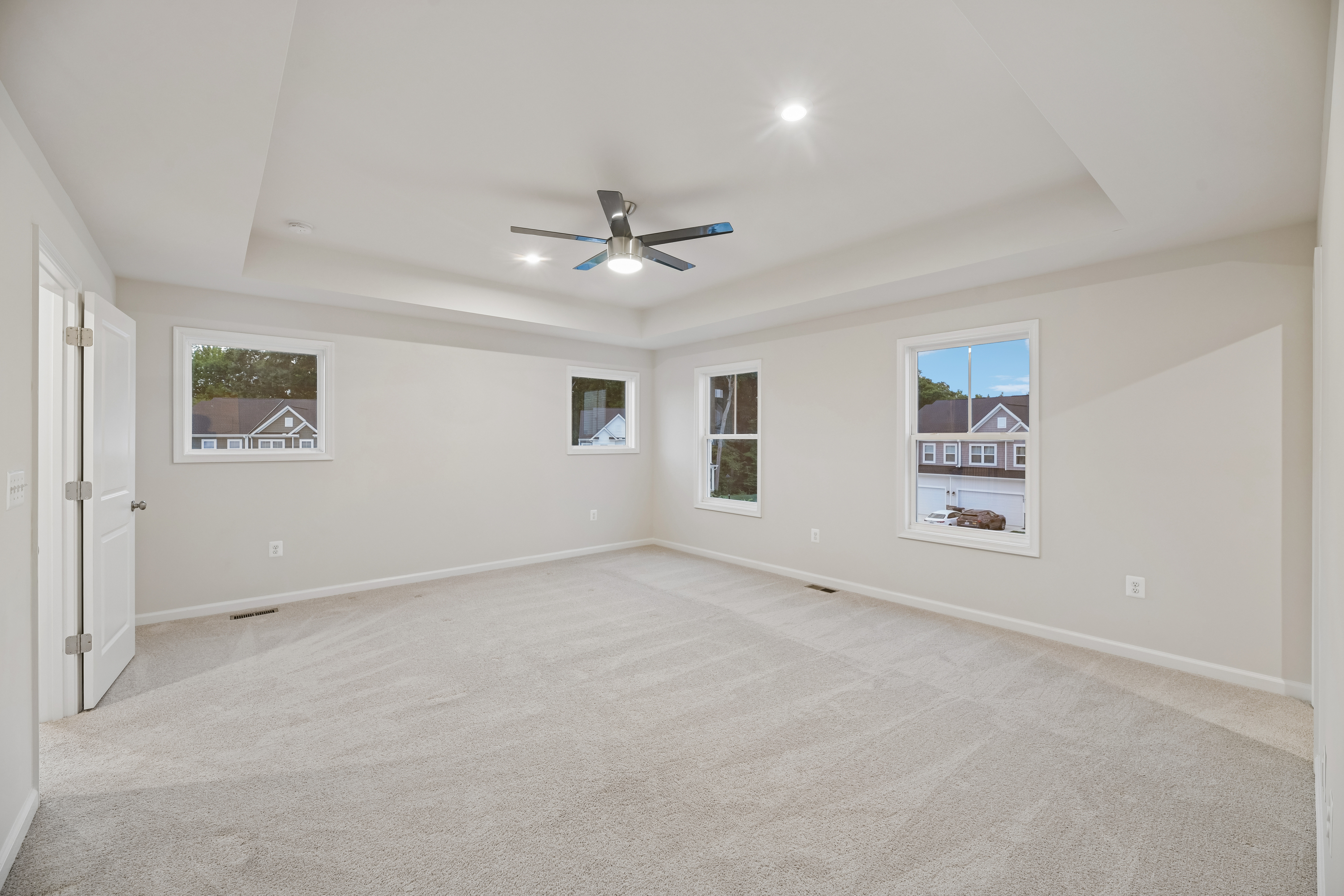 Photo 4 of 36 of 6511 Wild Orchid Ct, Fredericksburg, VA