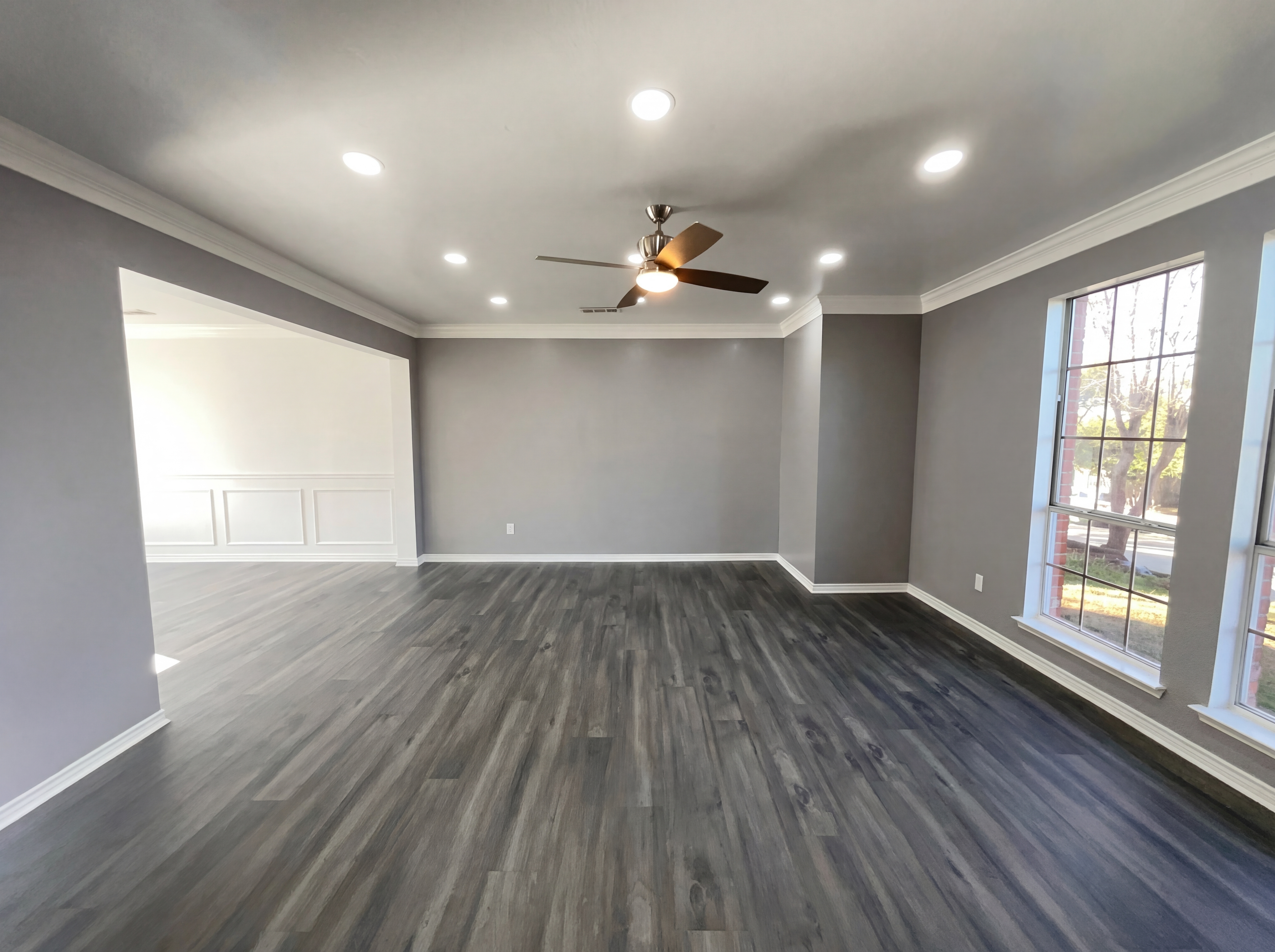 Photo 16 of 24 of 2406 Manchester Dr, Carrollton, TX