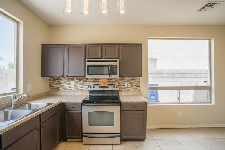 Photo 5 of 22 - 1636 S 114th Dr, Avondale, AZ 85323