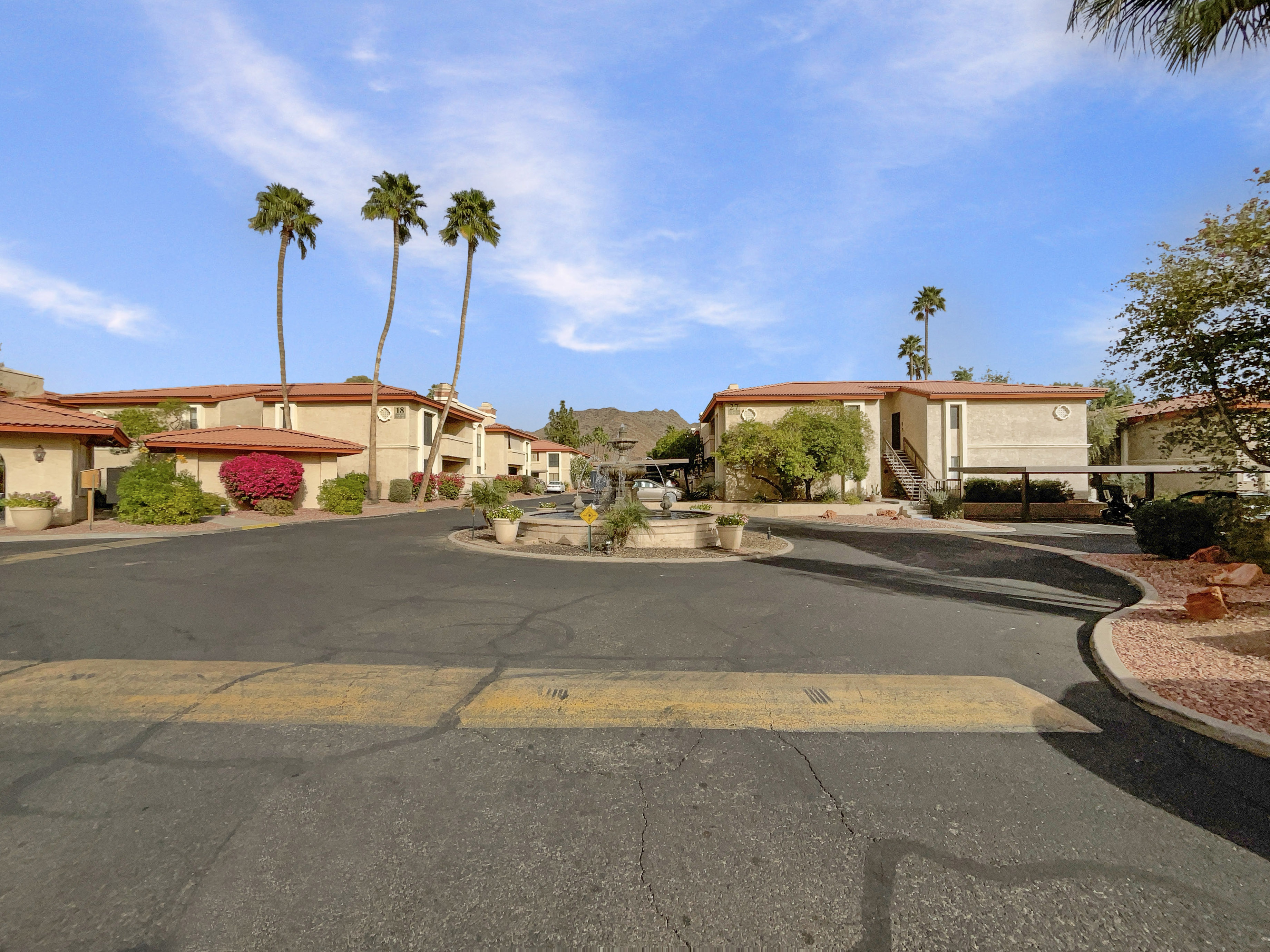 Photo 17 of 23 of 10410 N Cave Creek Rd, Phoenix, AZ