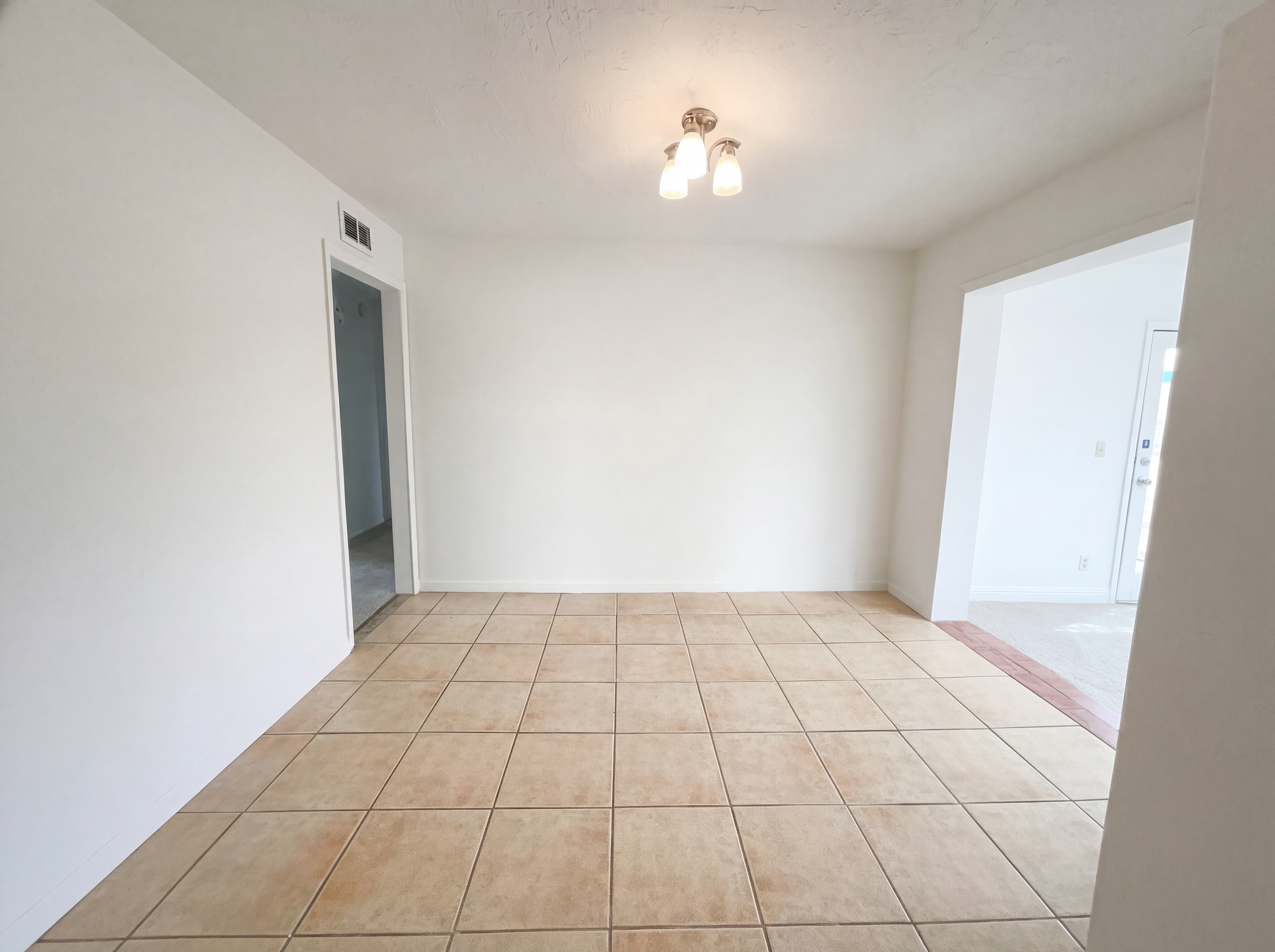 Photo 10 of 18 of 8112 Princess Jeanne Ave NE, Albuquerque, NM