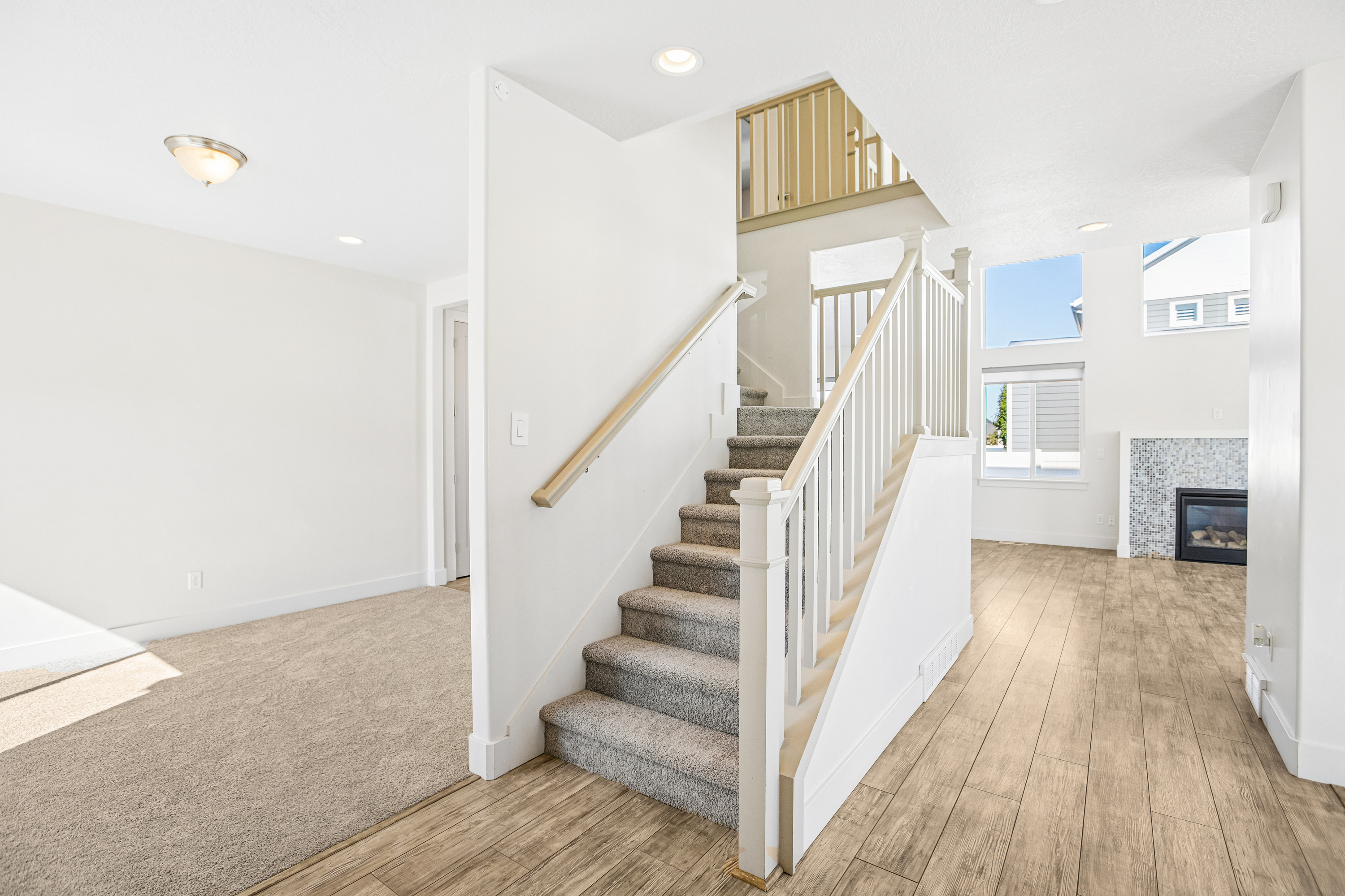 Photo 7 of 43 of 2462 W Bluestem Dr, Lehi, UT