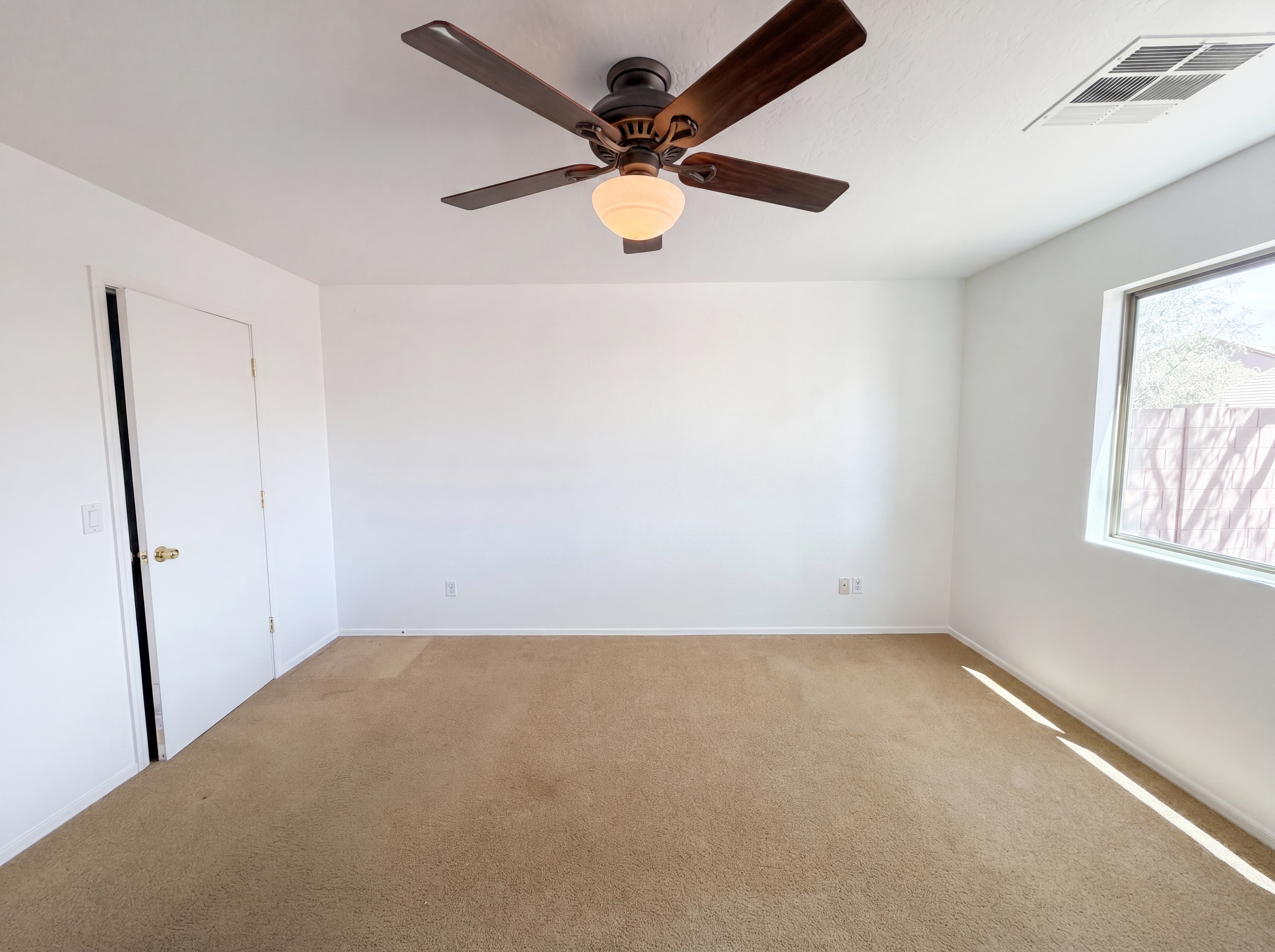 Photo 9 of 27 of 15861 W Papago St, Goodyear, AZ