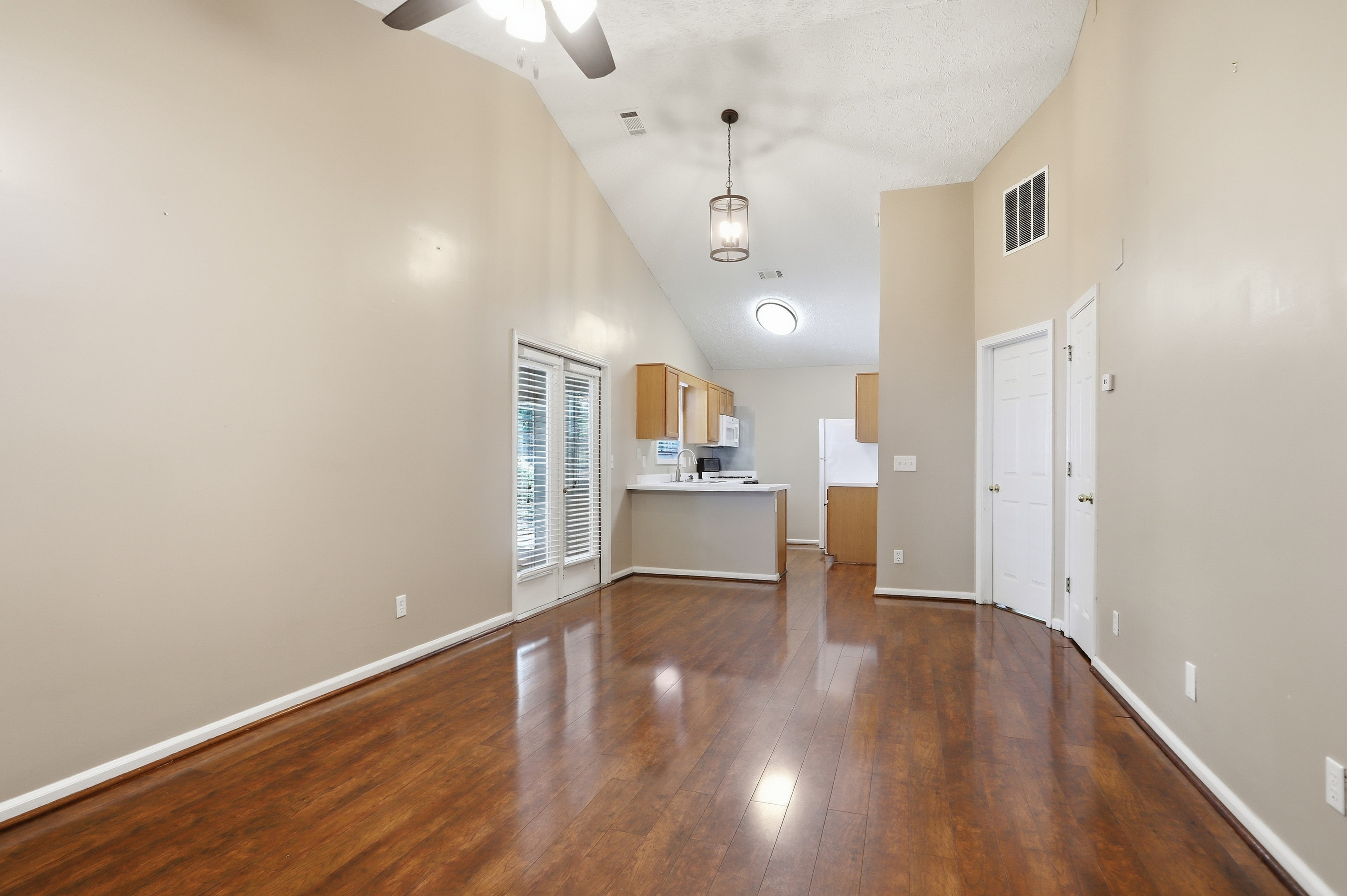 Photo 5 of 23 of 1148 Britley Park Ln, Woodstock, GA