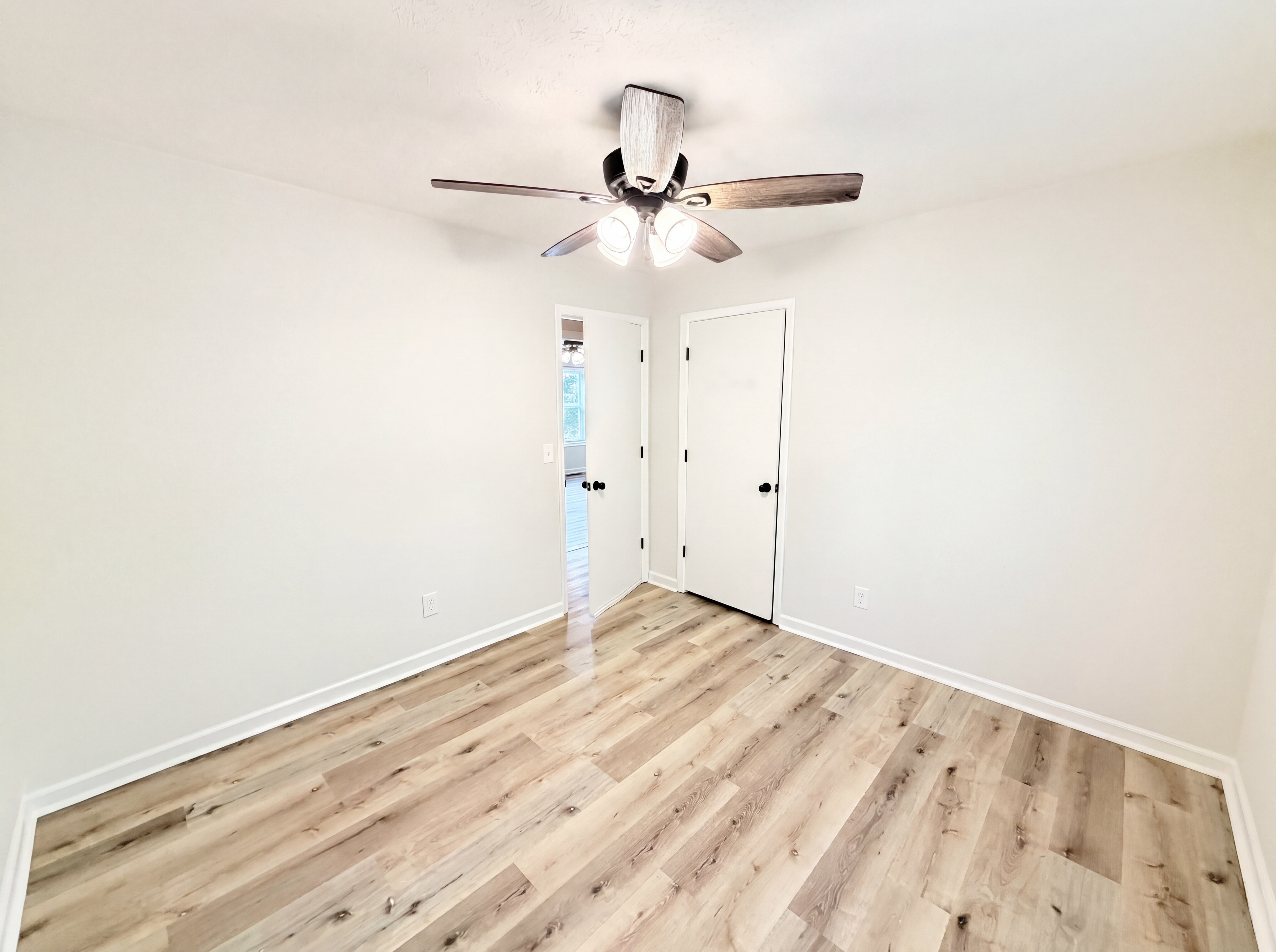 Photo 15 of 24 of 1327 Towne Harbor Trl, Woodstock, GA