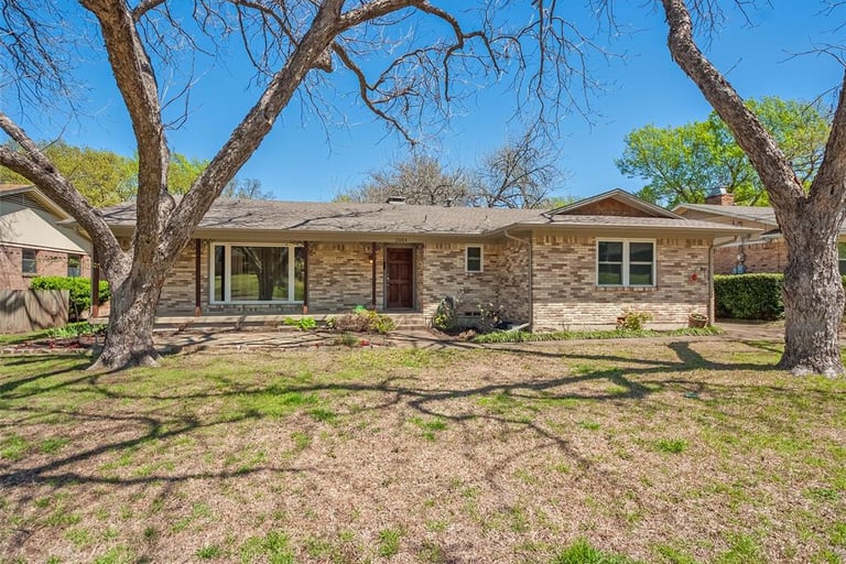 default property photo