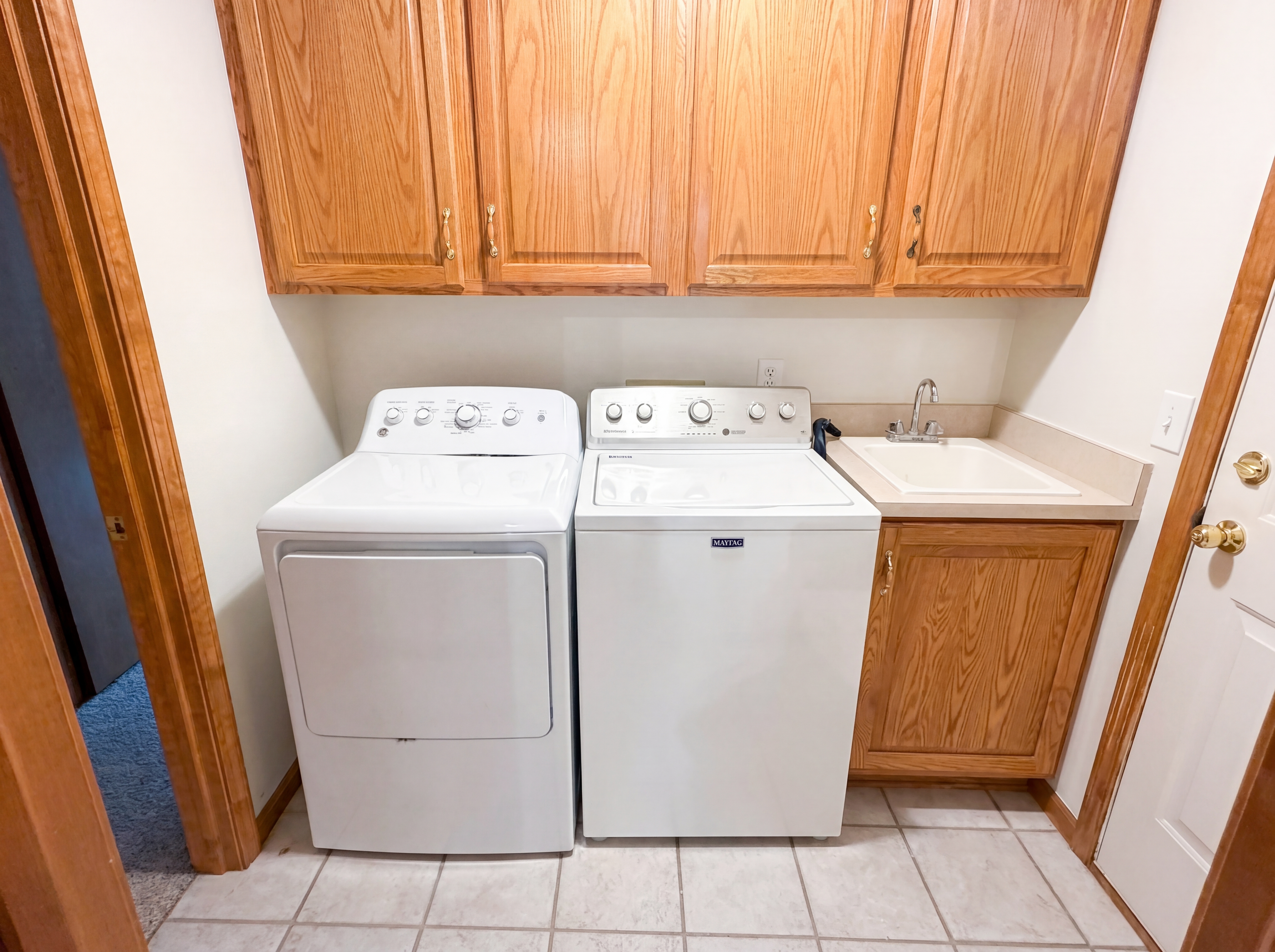 Photo 19 of 24 of 52186 Jacqueline Ct, Macomb, MI