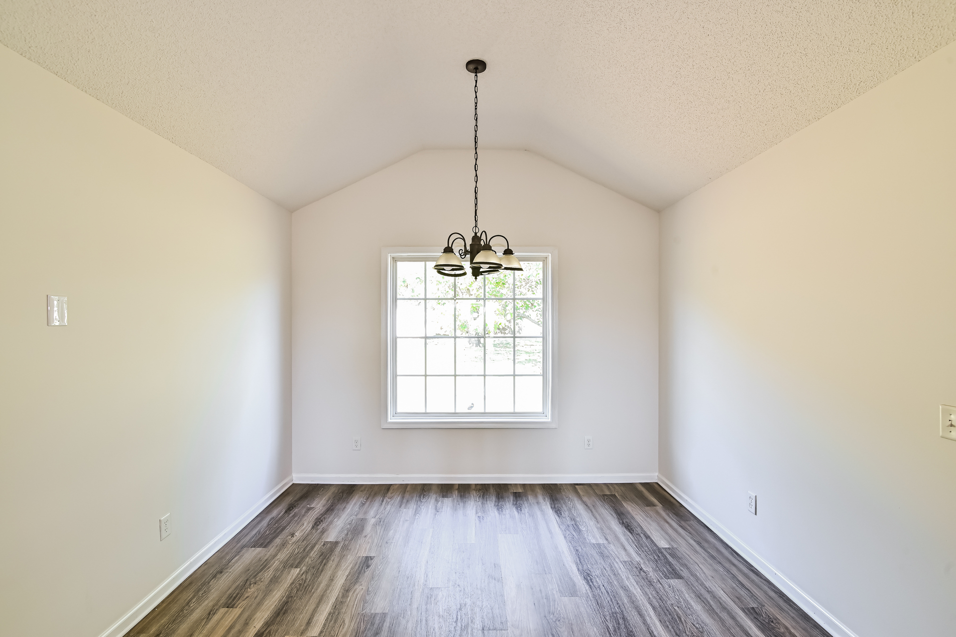 Photo 9 of 21 of 3430 Tucker St, Dalzell, SC