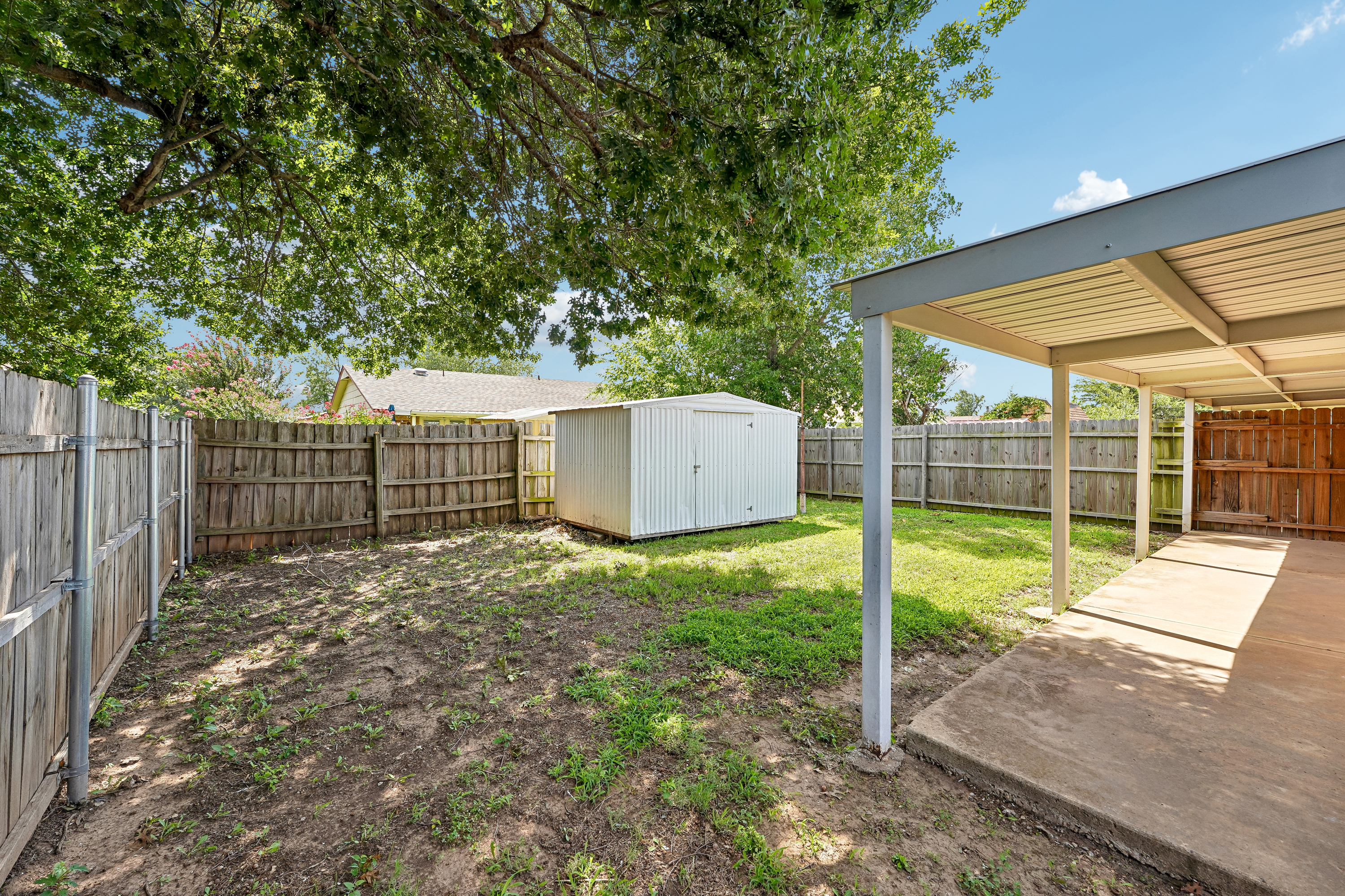 Photo 18 of 20 of 8404 S Brookline Ave, Oklahoma City, OK