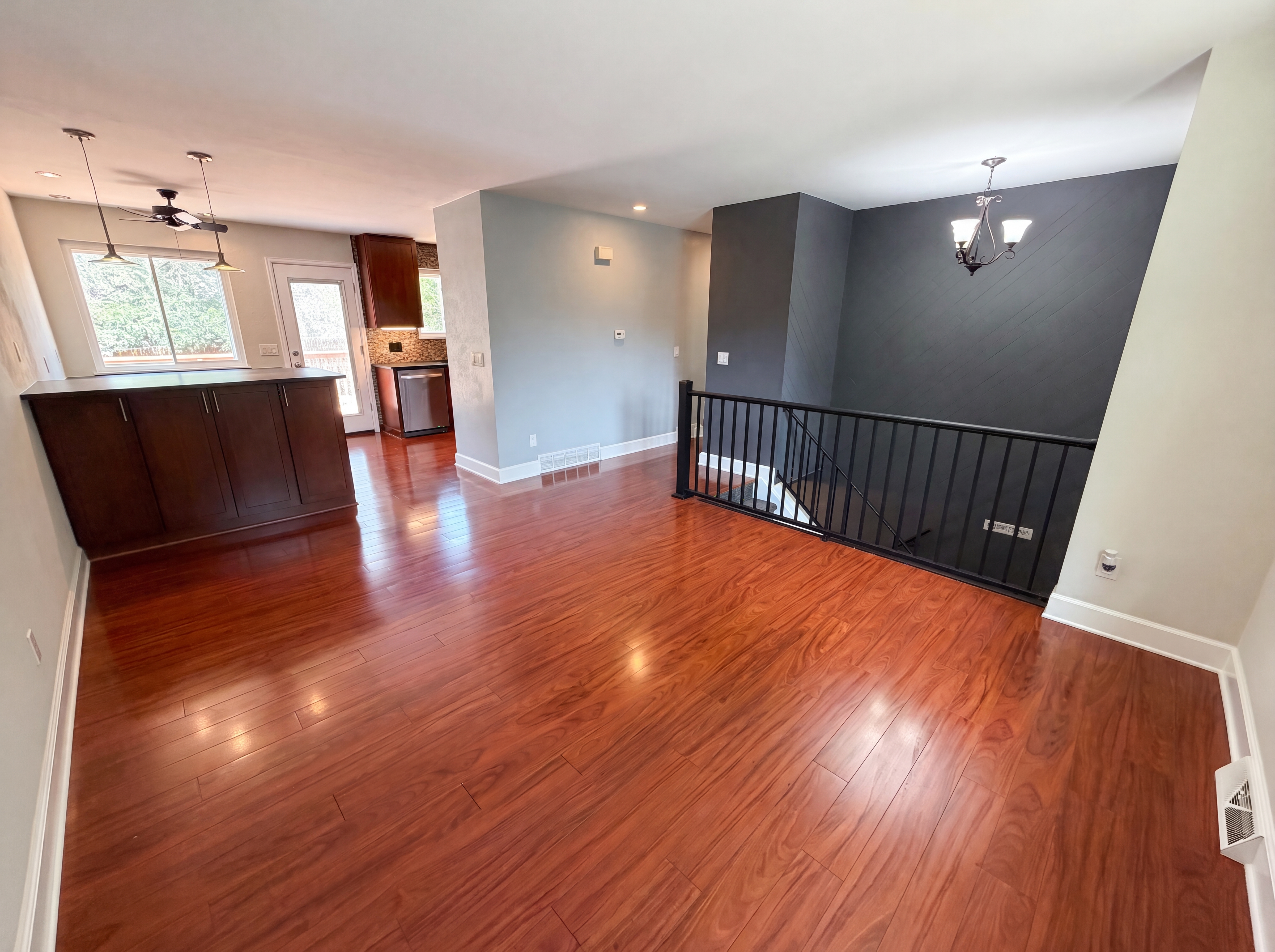Photo 6 of 26 of 10661 Quail Ct, Broomfield, CO