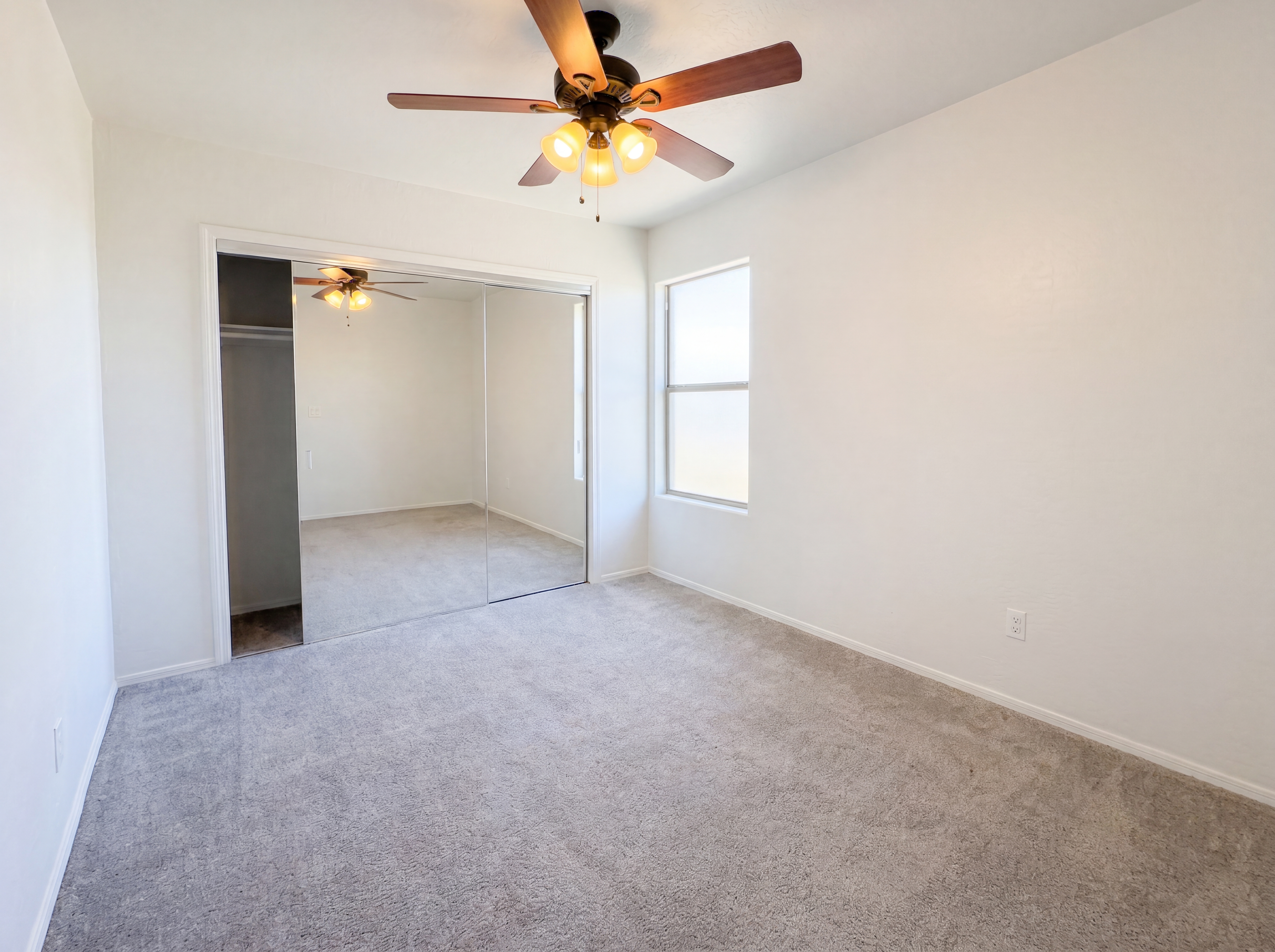 Photo 21 of 40 of 2513 W Florentine Rd, Phoenix, AZ
