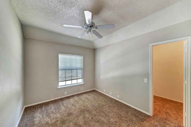 Photo 25 of 29 - 4719 Lennon Ave, Arlington, TX 76016