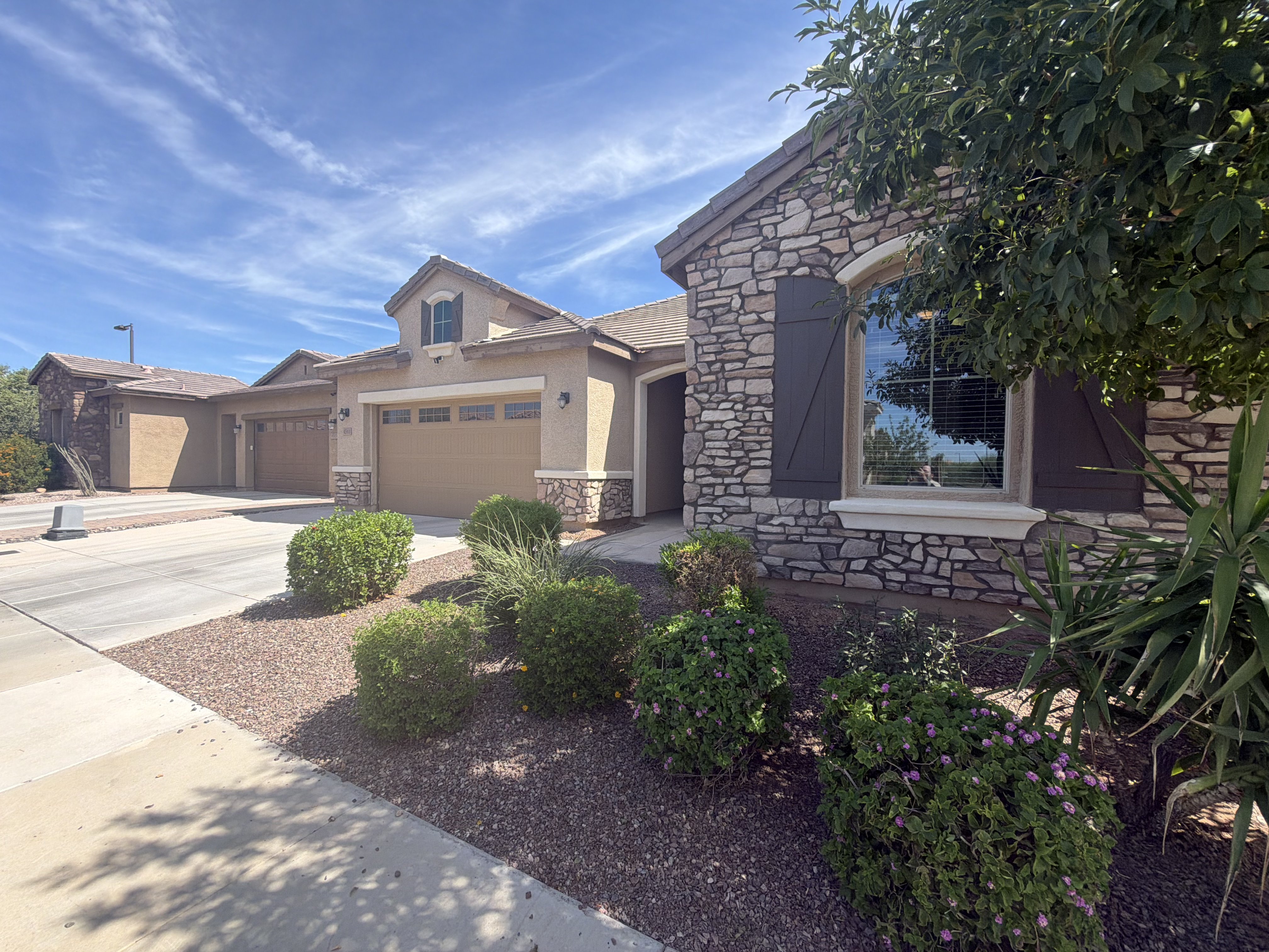 Photo 7 of 55 of 4511 N 93rd Dr, Phoenix, AZ