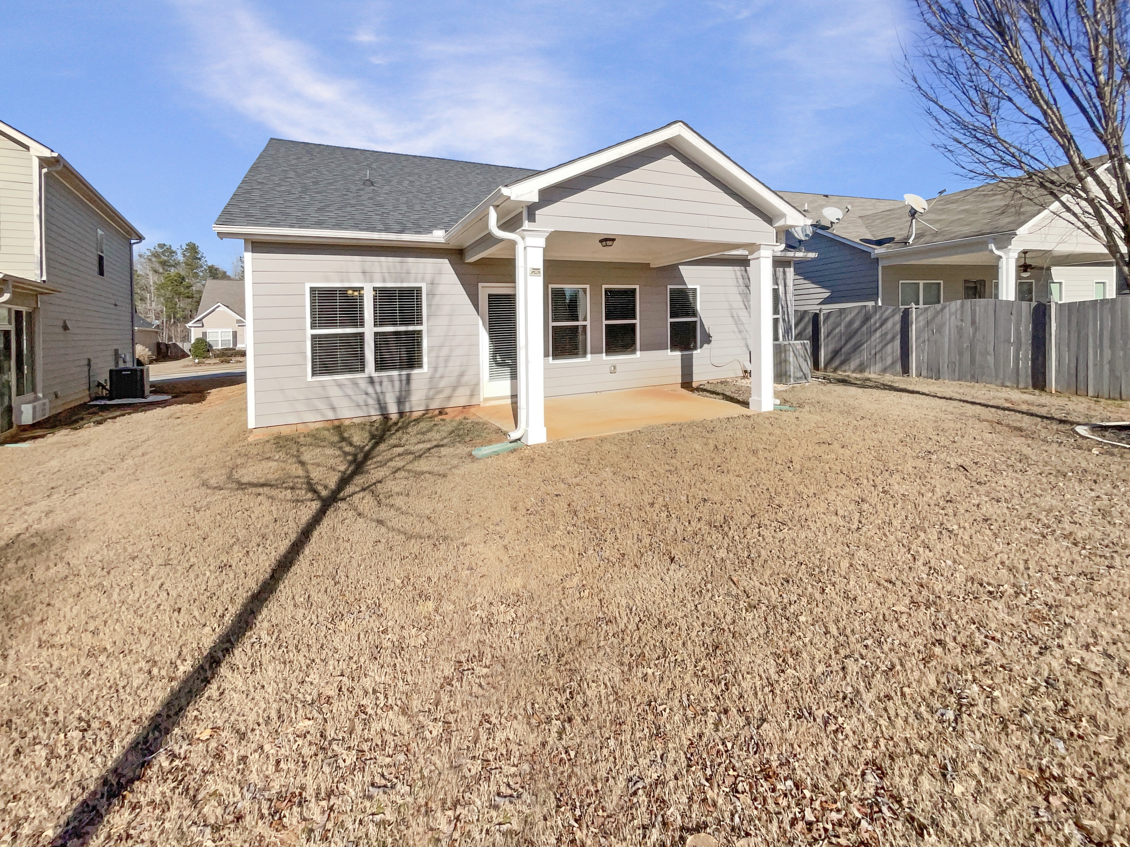 Photo 5 of 20 of 101 Thomaston St, Newnan, GA