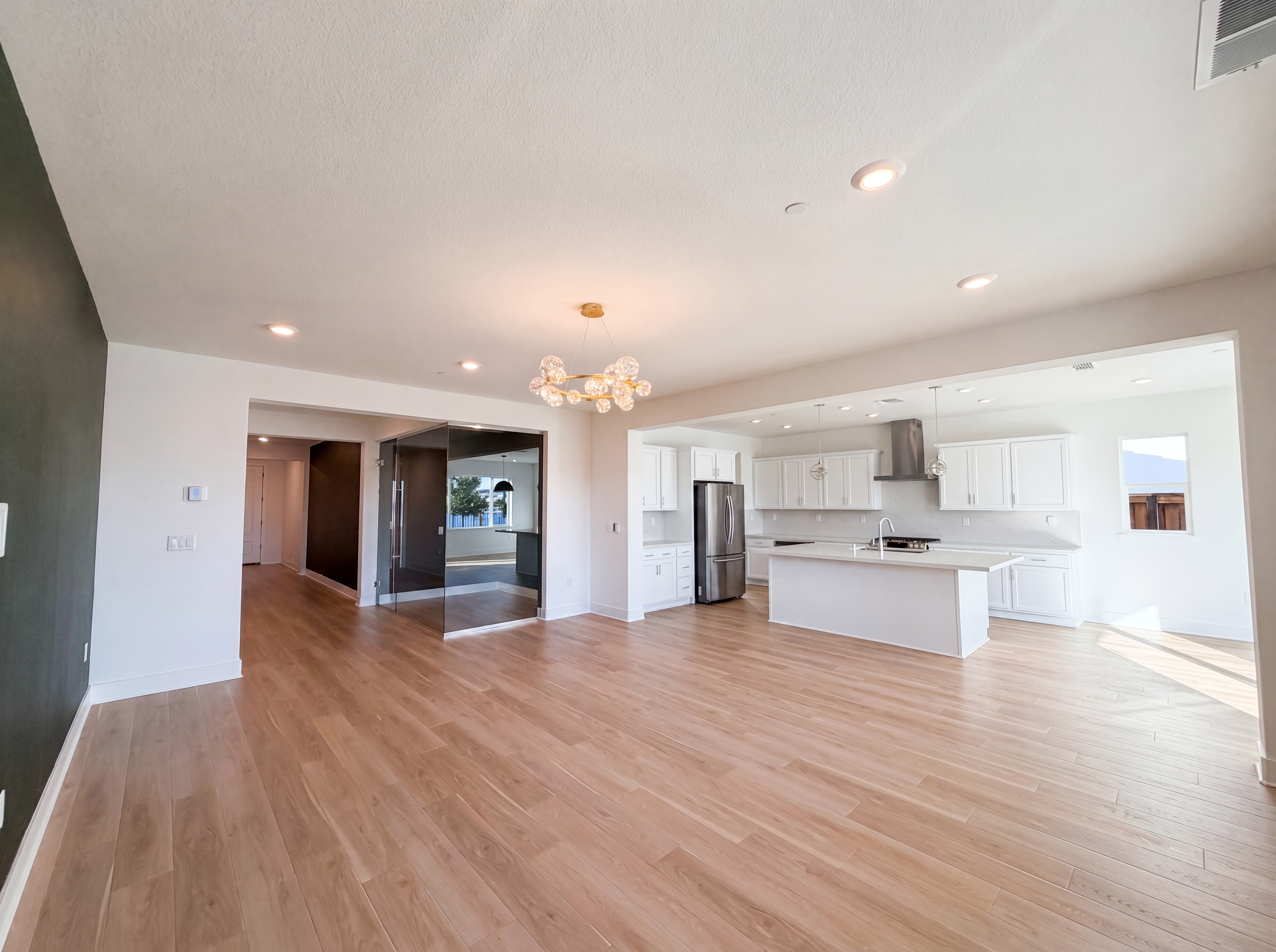 Photo 25 of 50 of 2743 Irish Meadow Way, Lathrop, CA