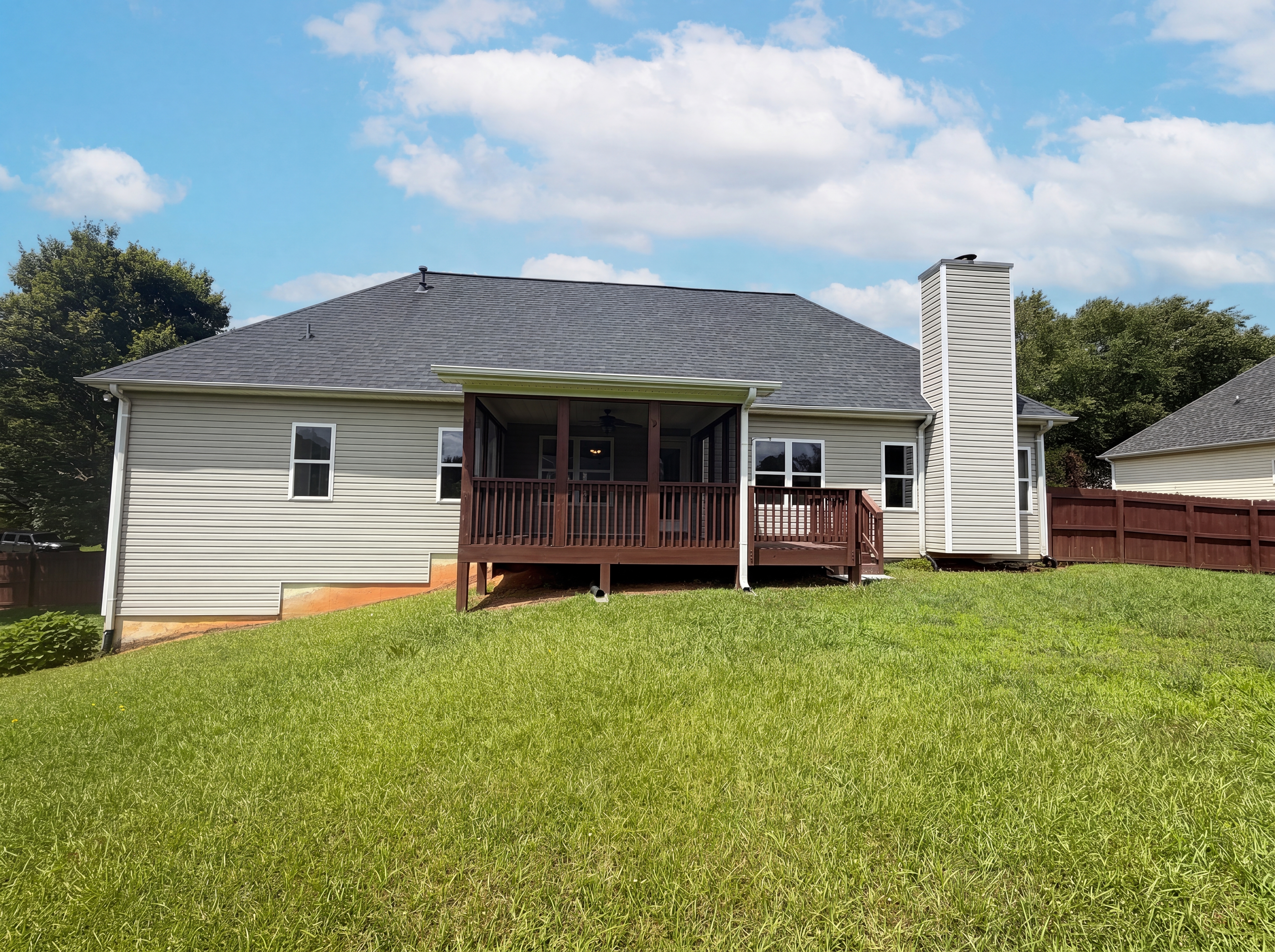 Photo 5 of 25 of 3322 Henderson View Ct, Loganville, GA