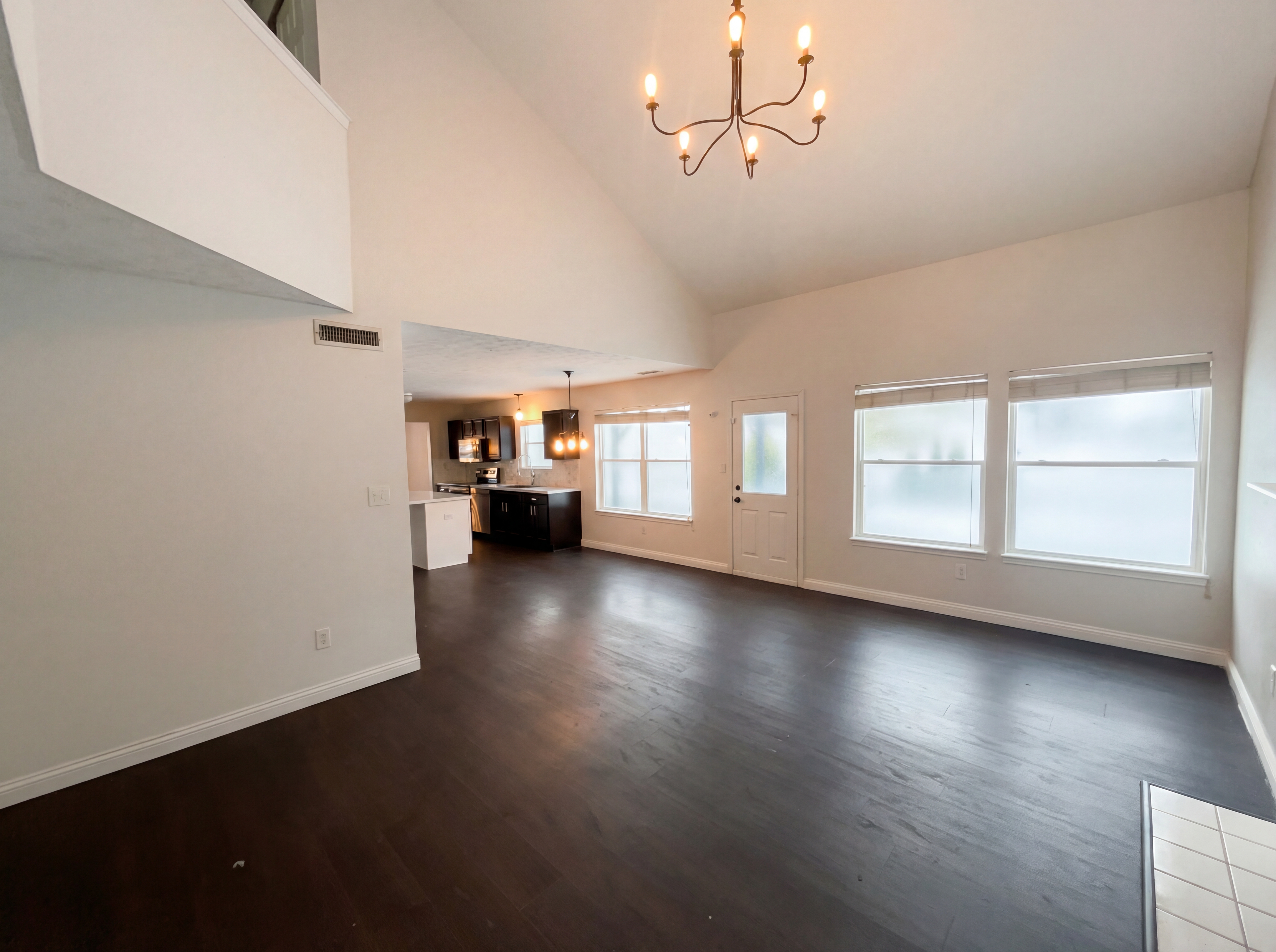 Photo 7 of 20 of 5259 Baysdon Cir, Indianapolis, IN
